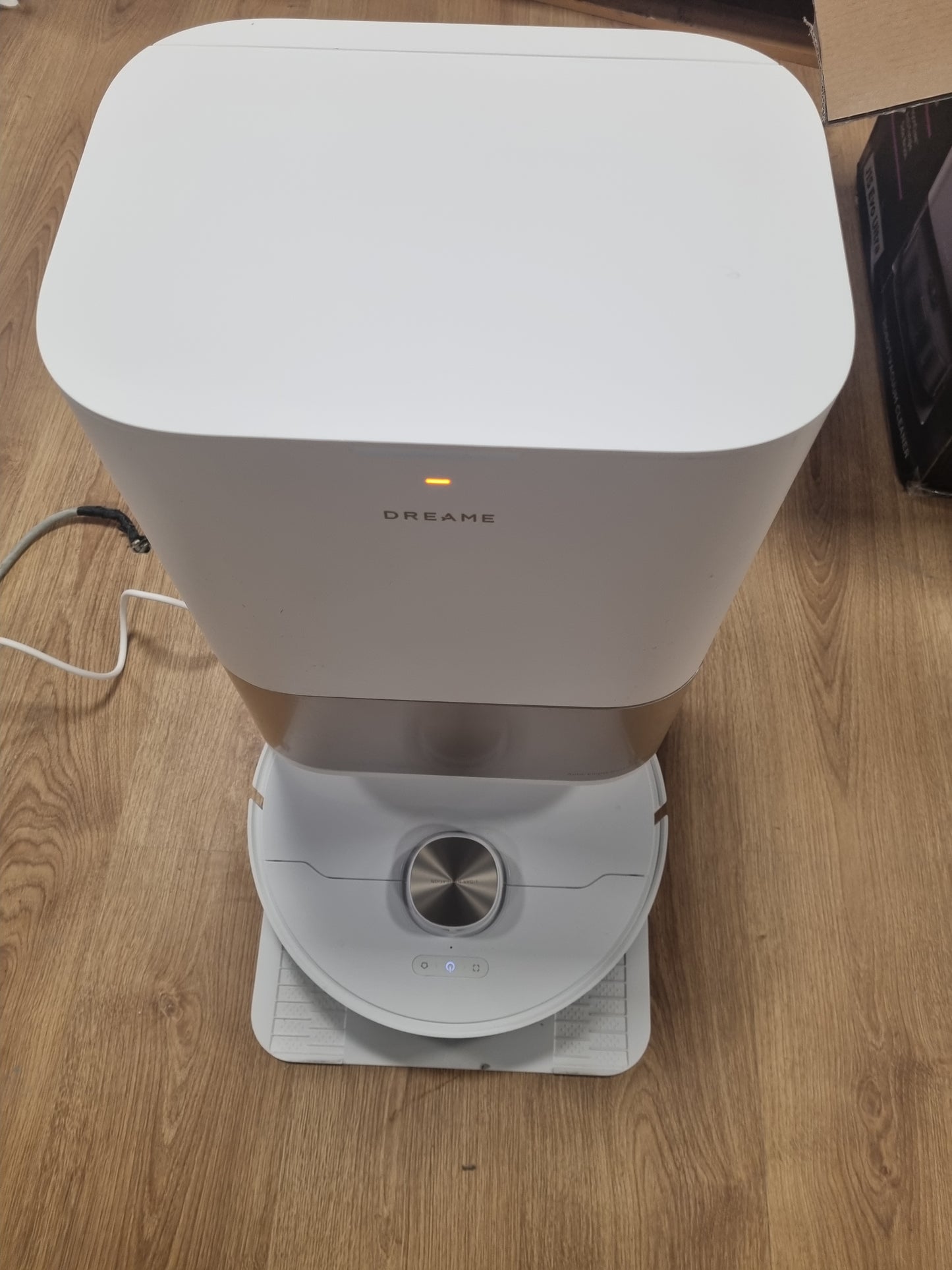 144007 - DREAME L10s Pro Ultra Heat, Fshesë Robotike dyshemesh & Mop, Thithje 7,000 Pa, Zgjatim Mopi, me Ujë të Nxehtë & Pastrim dyfishtë