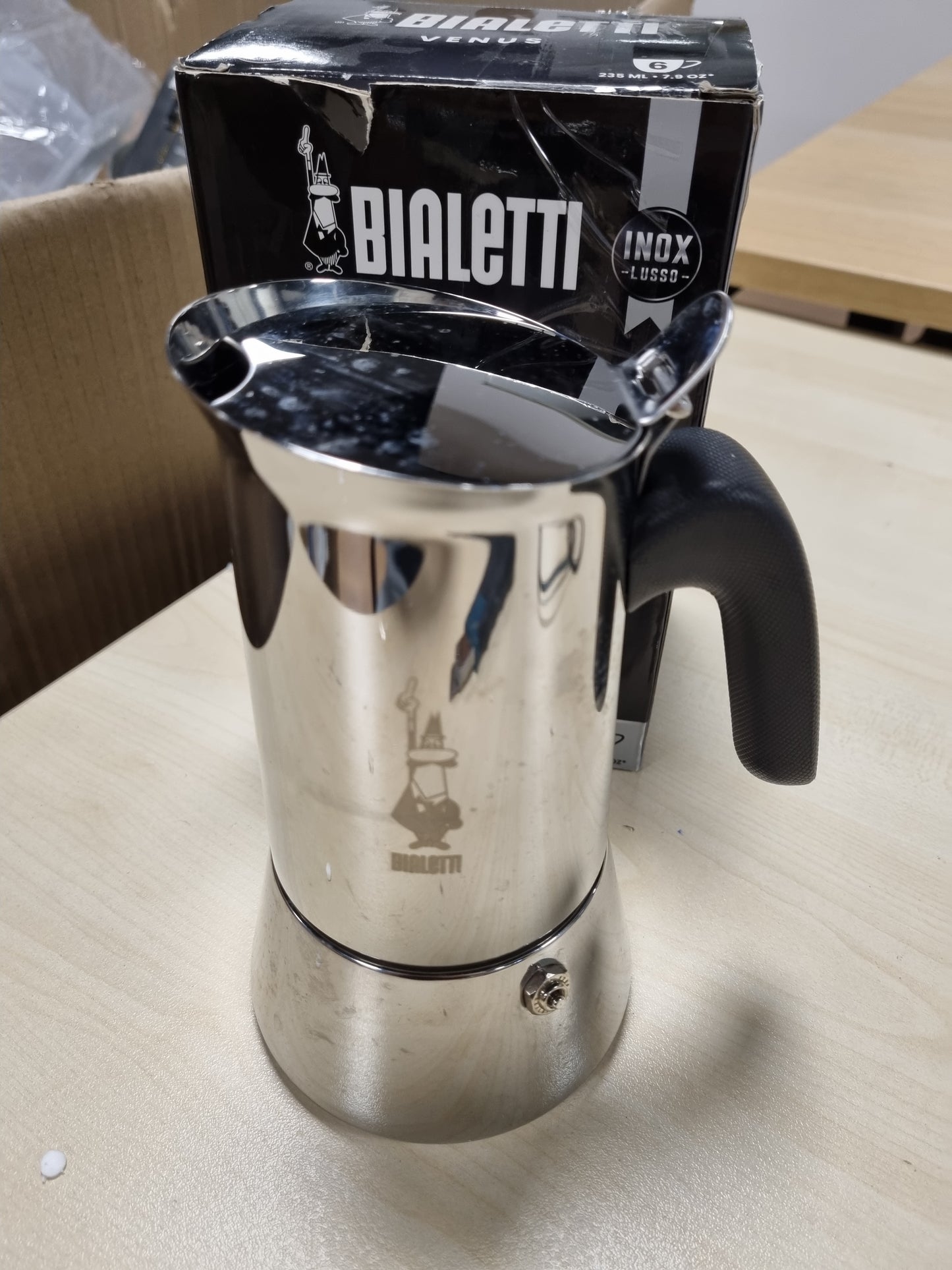 213581 - BIALETTI Makinë kafeje për espresso prej çeliku inox, e përshtatshme për të gjitha sipërfaqet e sobës, 6 gota, 235 ml