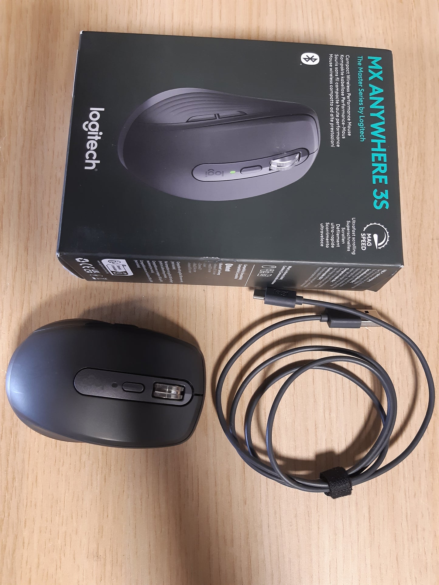 213153 - LOGITECH Maus pa tel, 8K DPI, butona të programueshëm, USB-C, Bluetooth