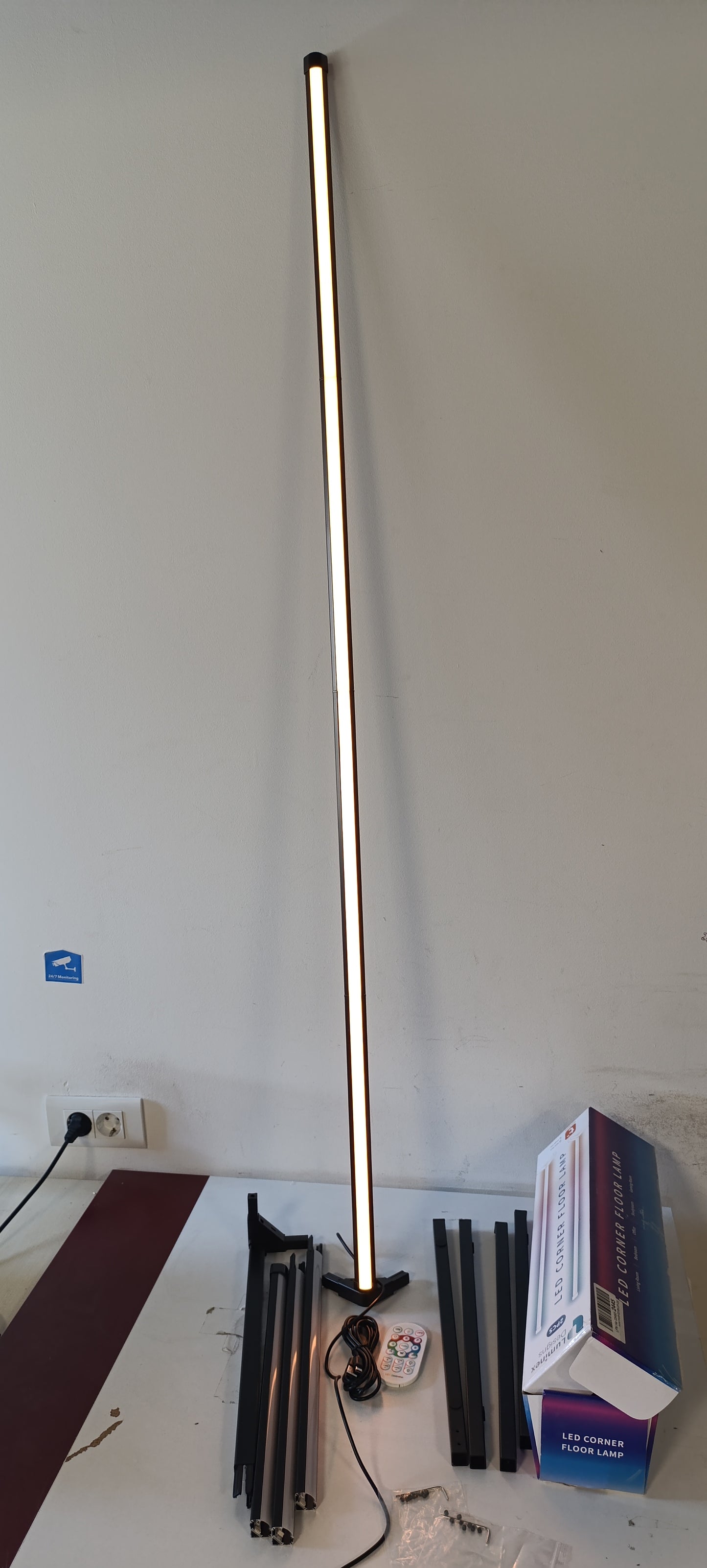 221414 - LUMINEXDESIGNS Llambë dyshemeje LED 150 cm, 2 copë, RGB, telekomandë, kontroll Alexa