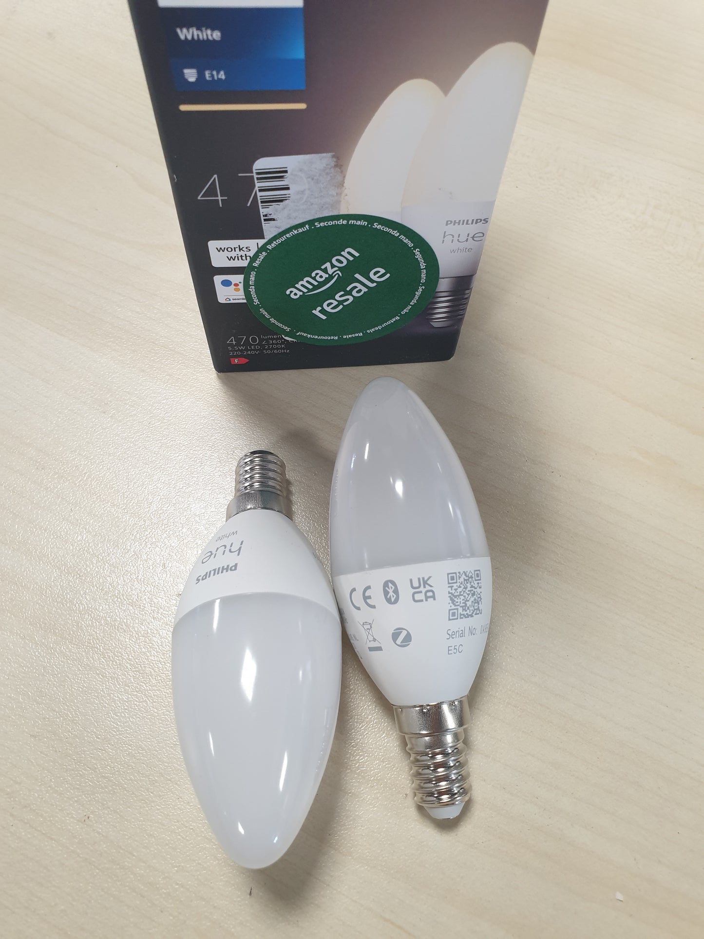 217544 - Philips Hue Llampa LED White E14, pako me 2 (470 lm), llamba të errësueshme, kontroll inteligjent