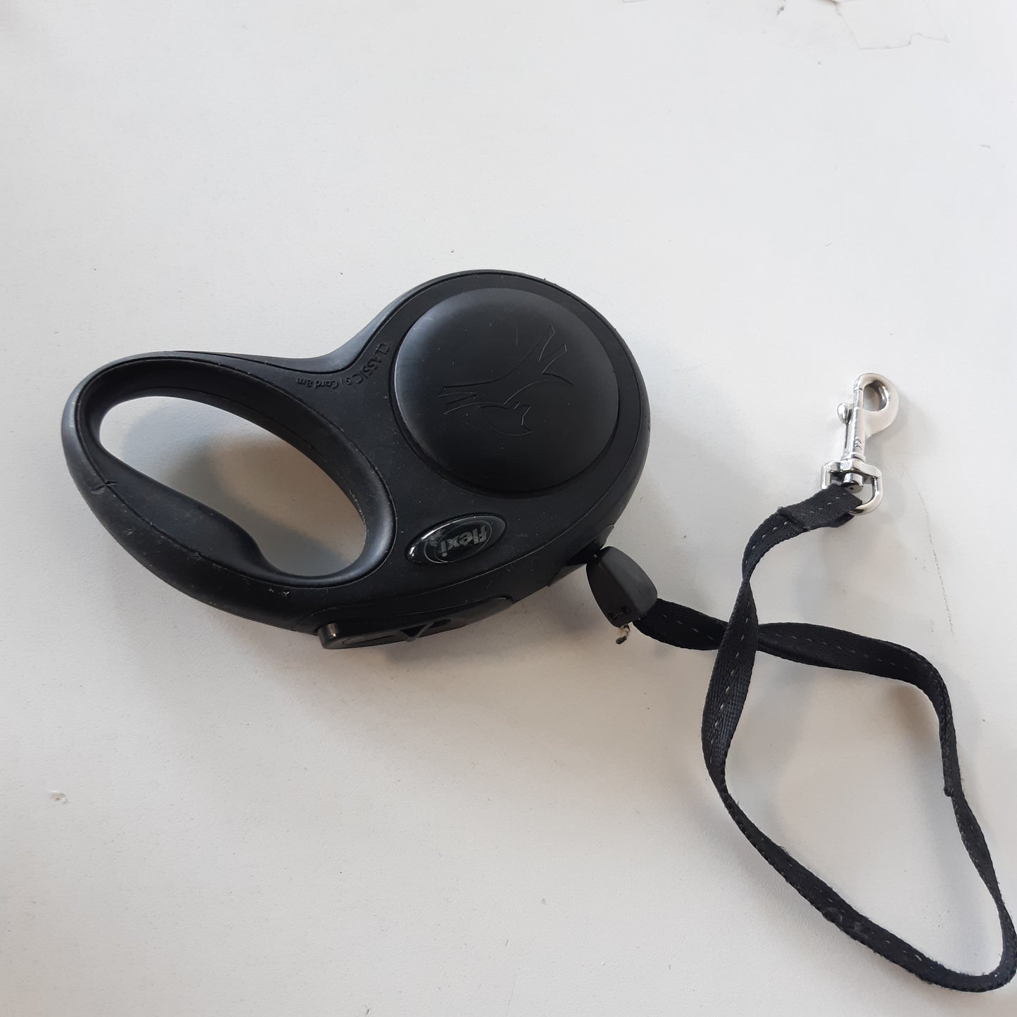 257238 - FLEXI Classic S, Lidhëse e tërheqshme 8m për qen të vegjël deri në 12 kg, E zezë, Pesha 228.8 g, Përmasat 10.3 x 16.8 cm