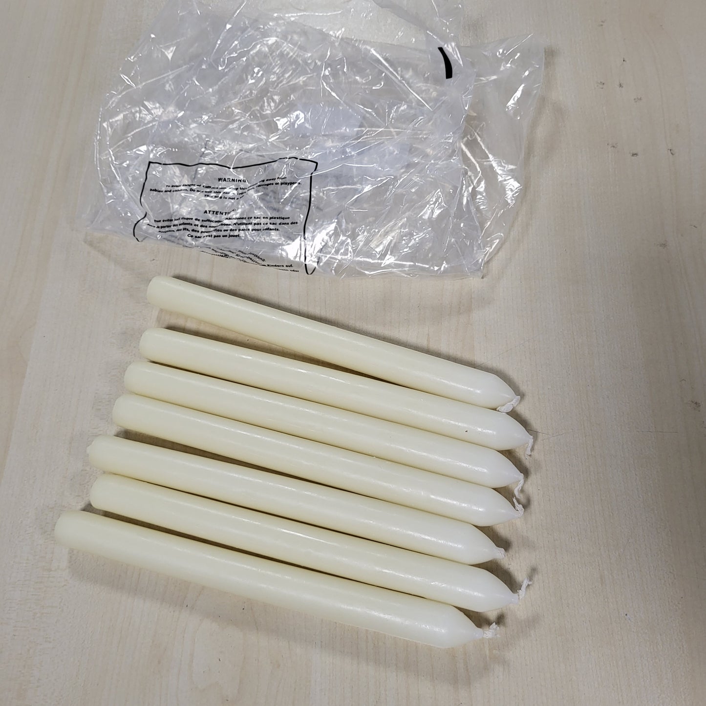 230165 - BOLSIUS Qirinj Taper, Ngjyrë Fildishi, 8 copë, 24 cm, Koha e djegies 8 orë