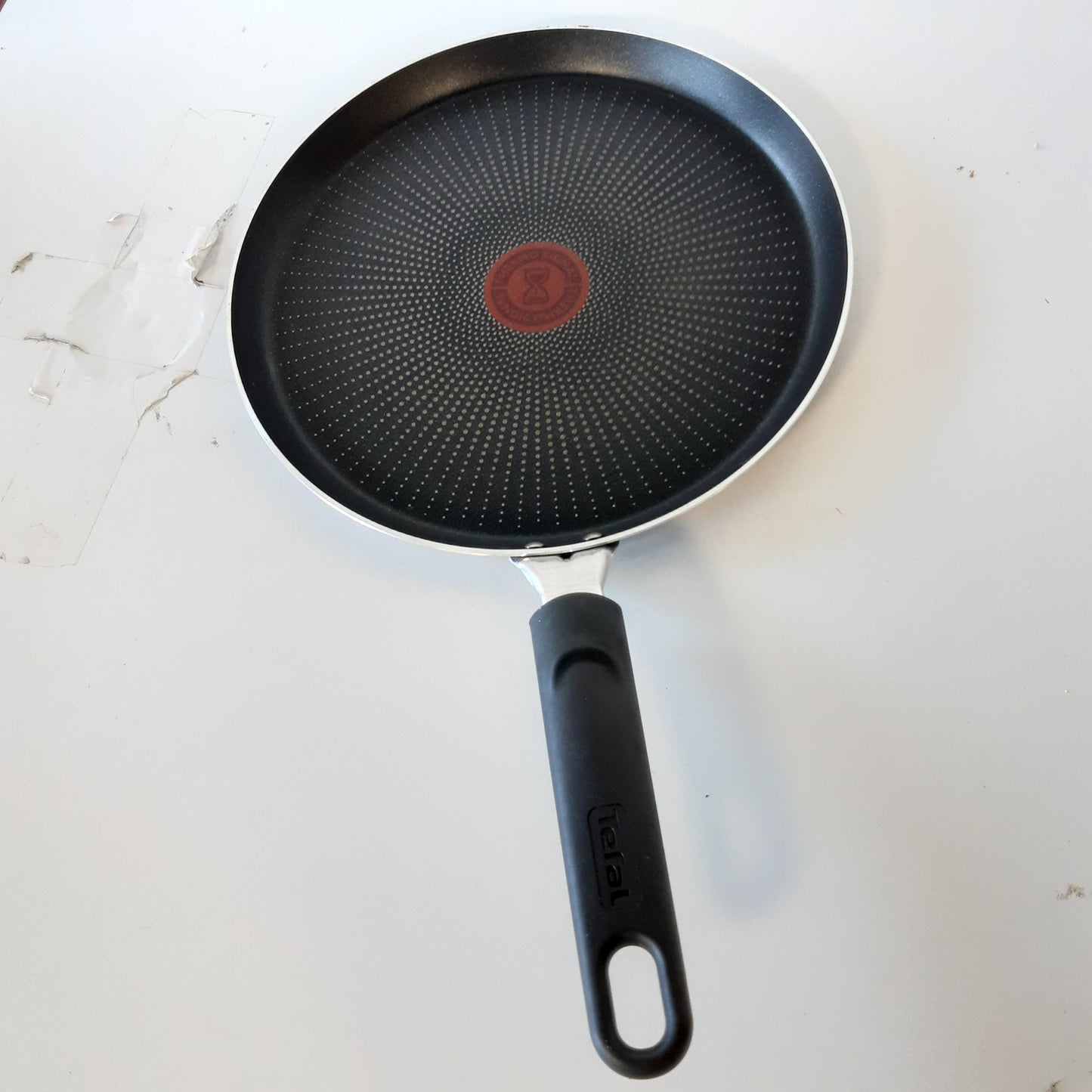 213720 - TEFAL Tigan për krepa 25 cm, tigan për petulla jo i përshtatshëm për soba me induksion, veshje titaniumi jo-ngjitëse, D52610
