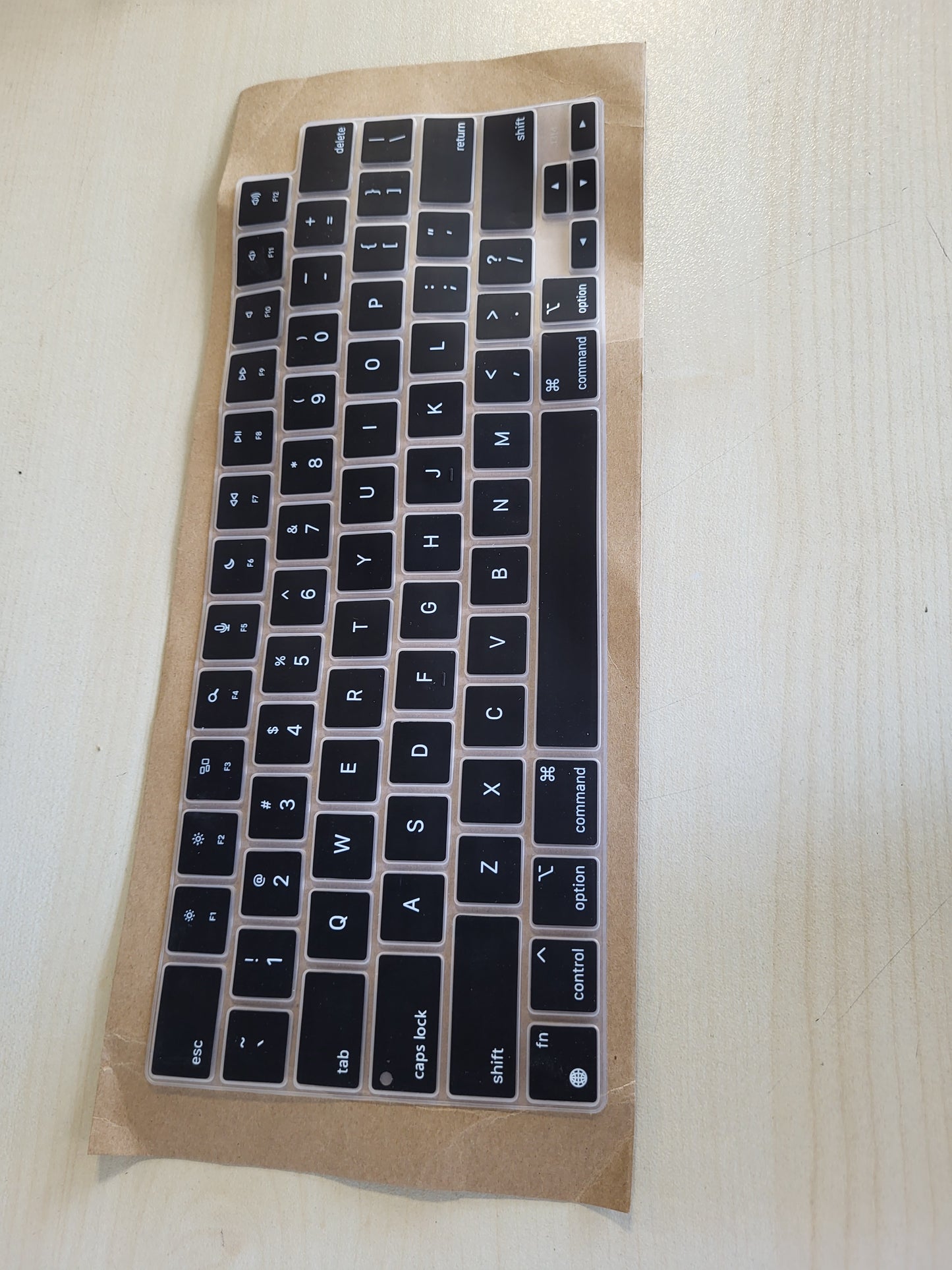 267490 - MiNGFi Mbrojtëse tastiere silikoni për MacBook Pro/Max 14/16" M1-M4 (A3112 A3401 A3185 A2485 A2780 A2991 A3403 A3186) Air 13.6/15.3" M2-M4 (A3113 A3240 A2941 A3114 A3241) US/ANSI - E zezë