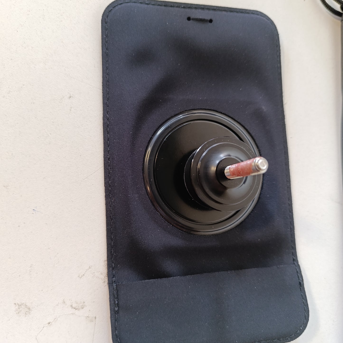 266387 - SHAPEHEART Mbajtëse telefoni magnetike për biçikleta me qese të shkëputshme dhe të papërshkueshme nga uji