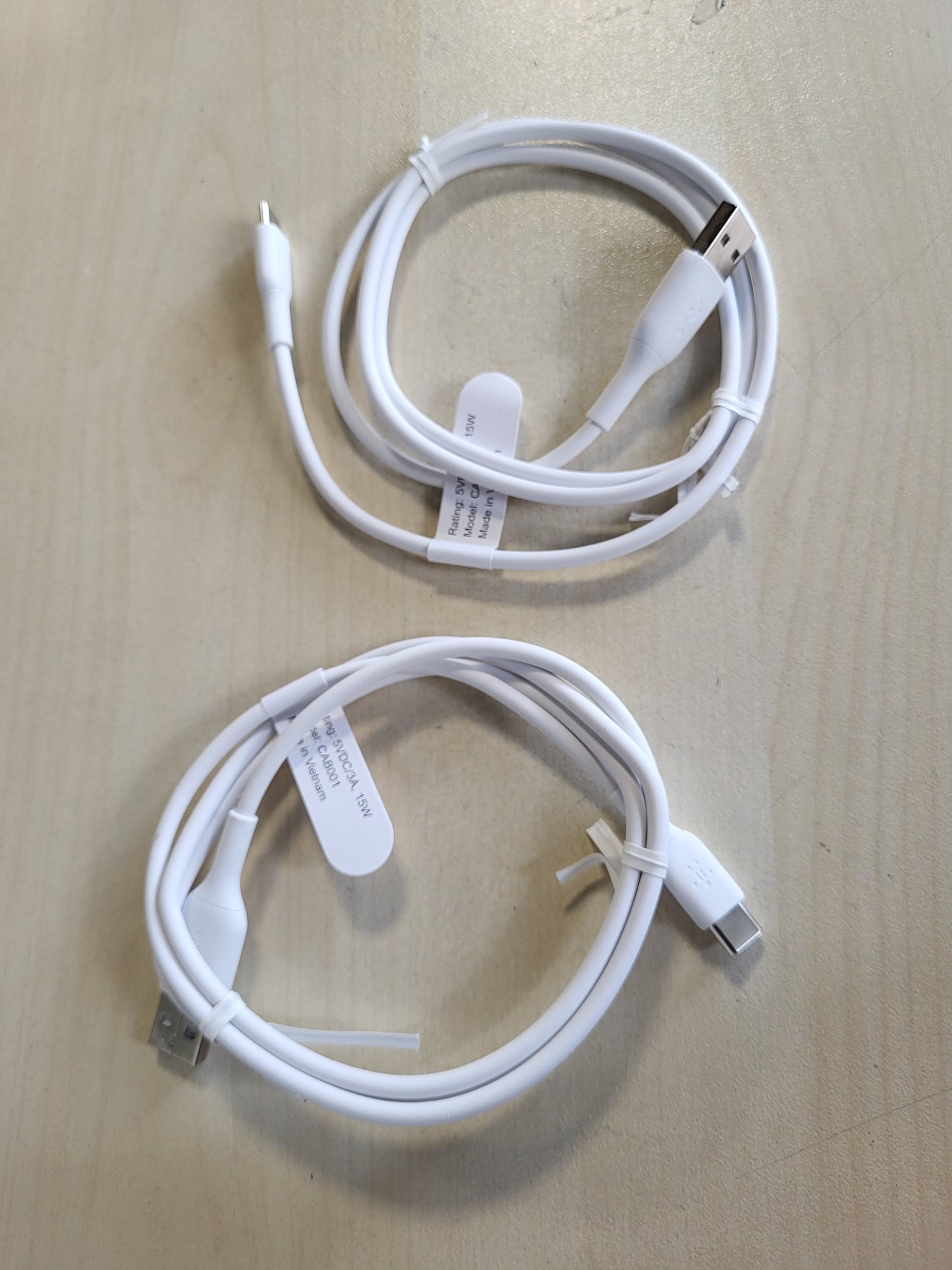 269060 - BELKIN Kabllo BoostCharge USB Type-C (Kabllo USB-C në USB-A për iPhone 16, iPhone 15, Samsung Galaxy S24, S23, Pixel, iPad Pro, MacBook, Nintendo Switch dhe të tjerë), 1 m, Pako me 2 pjesë, e bardhë