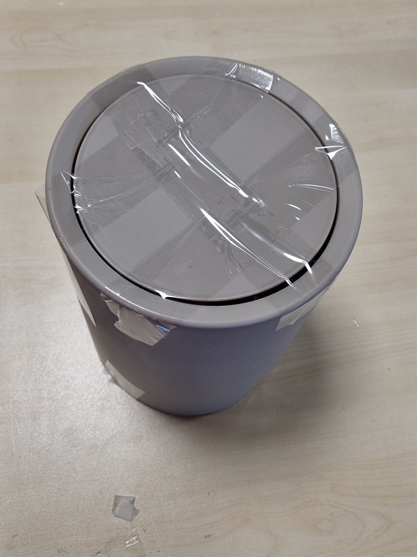 215138 - RELAXDAYS Kosh kozmetik, 6 litra, me kapak lëkundës, plastikë mat, kosh mbeturinash banjoje i rrumbullakët
