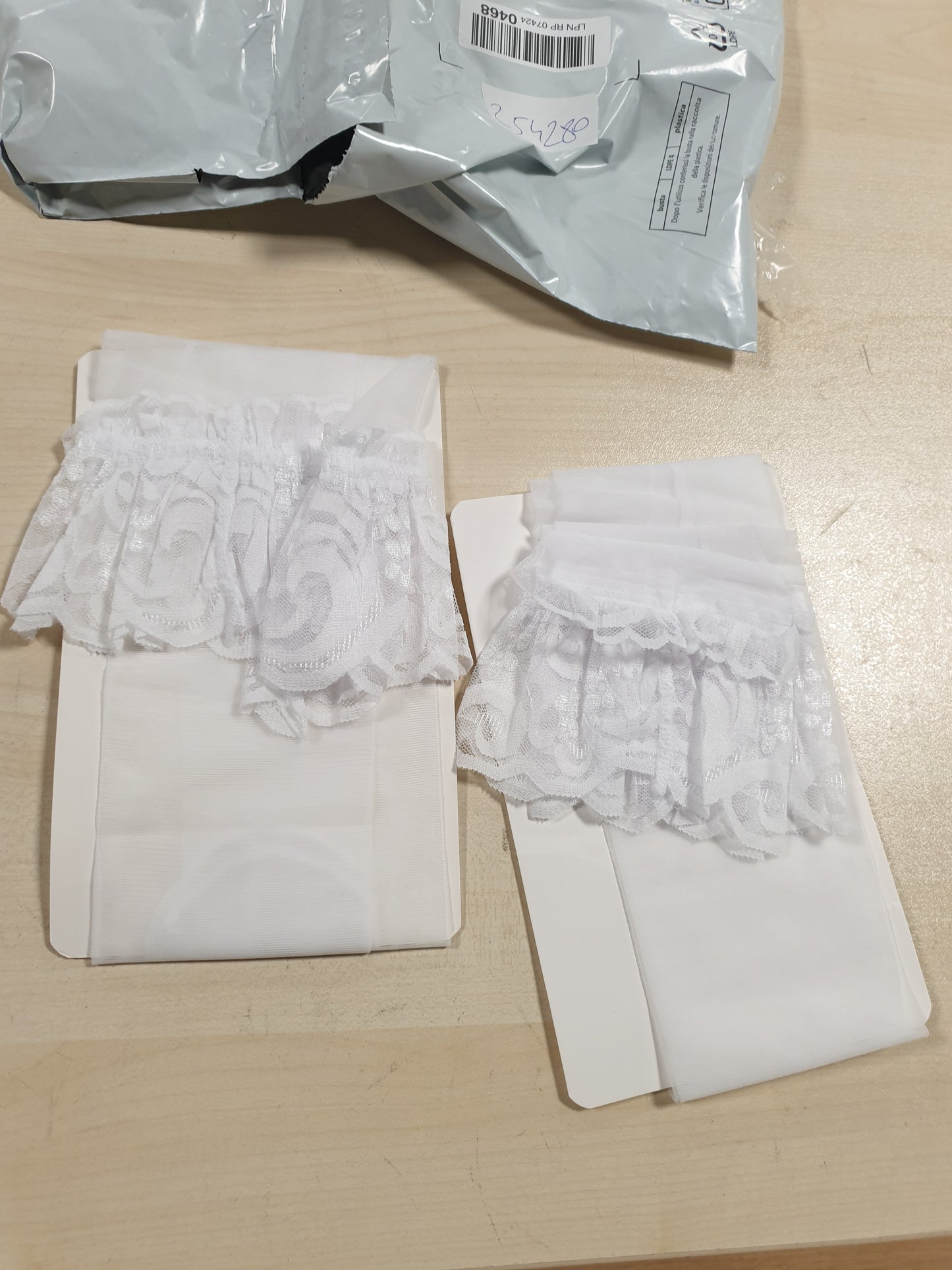 254280 - OURYTECH ÇORAPE VETËMBËSHTETËSE PËR FEMRA, 2 PALË, ÇORAPE NAJLONI, DERI TE KOFSHËT, BLUZË ME DANTELLË, TRANSPARENTE