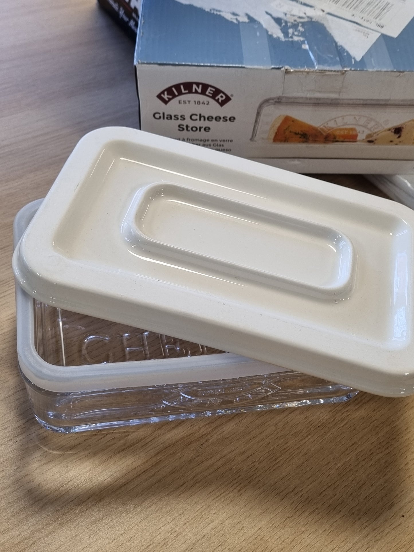 213981 - KILNER Kavanoz djathi me kapak dhe bazë qeramike, 8.5 x 23.4 x 15.3 cm, kupolë qelqi me vulë silikoni