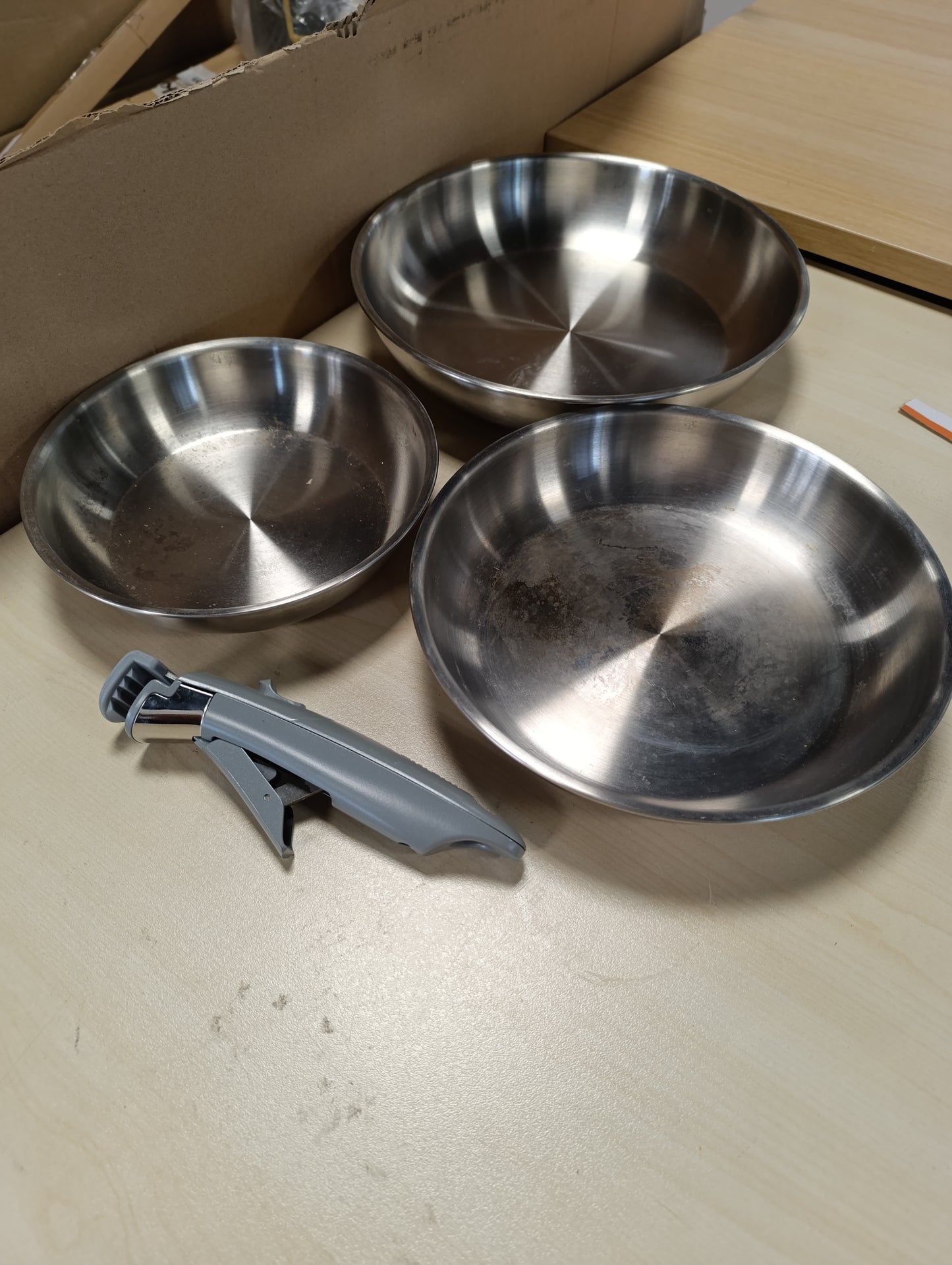 245381 - SITRAM Set me 3 Tiganë 100% Çelik Inoks ARPEGE Ø 20, 24, 28 cm, Dorezë e lëvizshme, I përshtatshëm për të gjitha sobat, përfshirë induksionin
