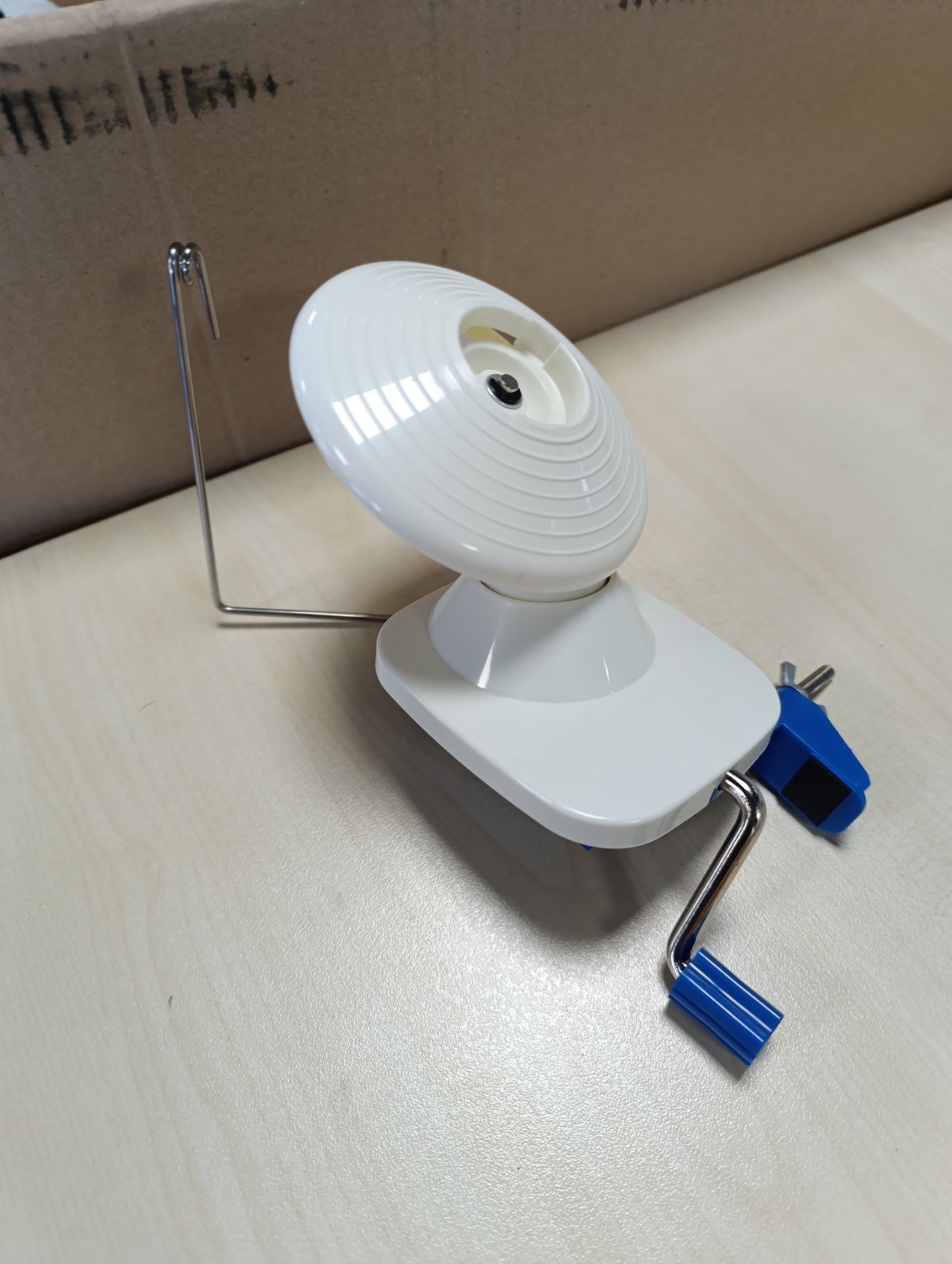 256347 - ADHAFERA Yarn Winder, Makinë për të Thyer Fijet, e Lehtë për t’u Instaluar