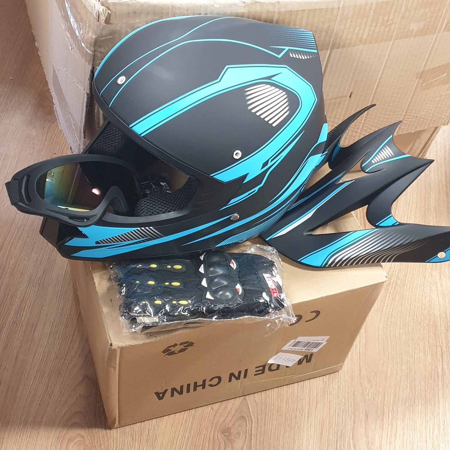 177250 - ZJRA - Helmese Motoçikleteje për të Rinj, e Çertifikuar DOT/ECE, për Skuter, Biçikletë Malore, Ski, e Përshtatshme për të Gjitha Stinët, Madhësia M, për Djem dhe Vajza