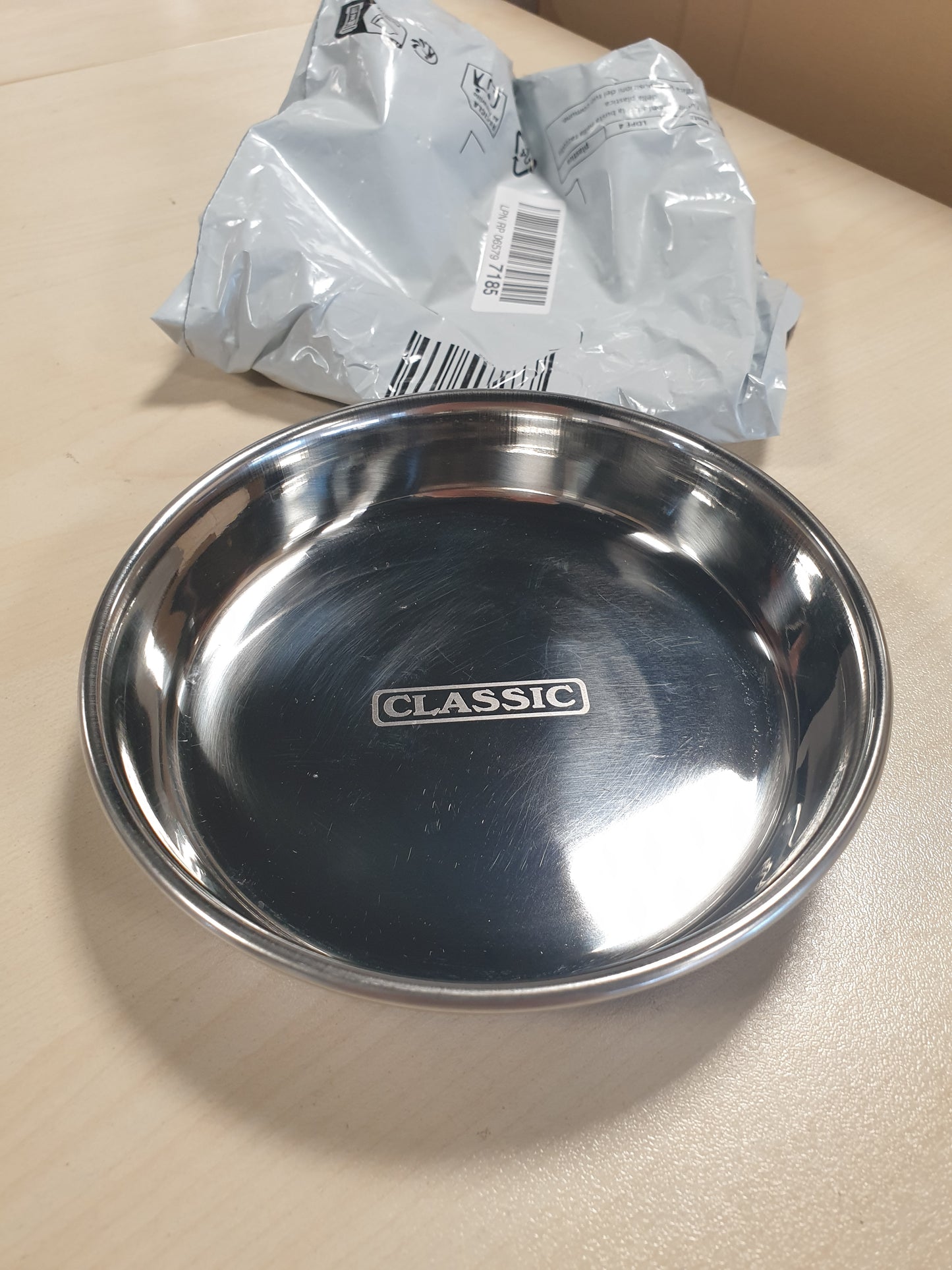 254240 - PRODUKTE KLASIKE për Kafshë Shtëpiake, Enë Klasike prej Çeliku Superdish për Mace, e Vogël, 250 ml