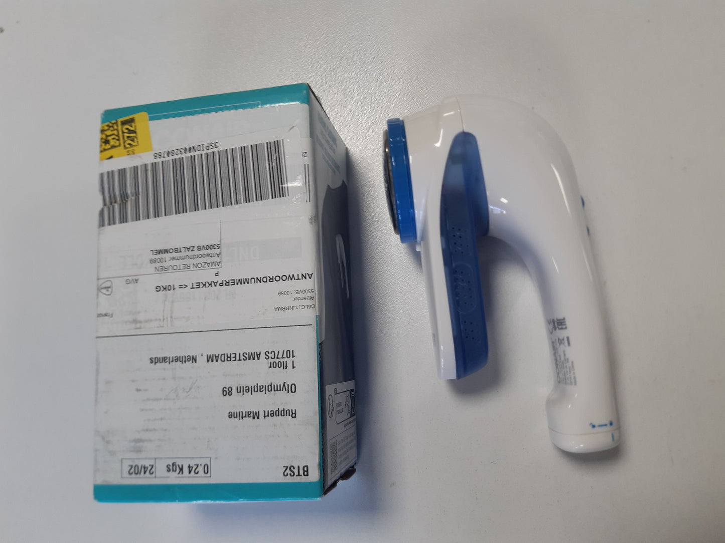 241371 - CONAIR Heqës pushi CLS1XE, rroje me bateri për rroba dhe pëlhura, dorezë ergonomike, e bardhë/blu