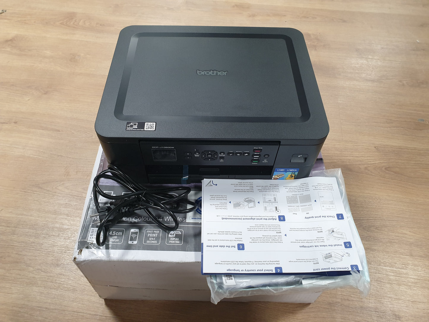 126128 - BROTHER DCPJ1050DW Printer Shumëfunksional me Bojë 3-në-1, Format A4, Lidhje Rrjeti Pa Tel, Printim Automatik në të Dyja Anët, Ekran LCD 4.5 cm, i Zi