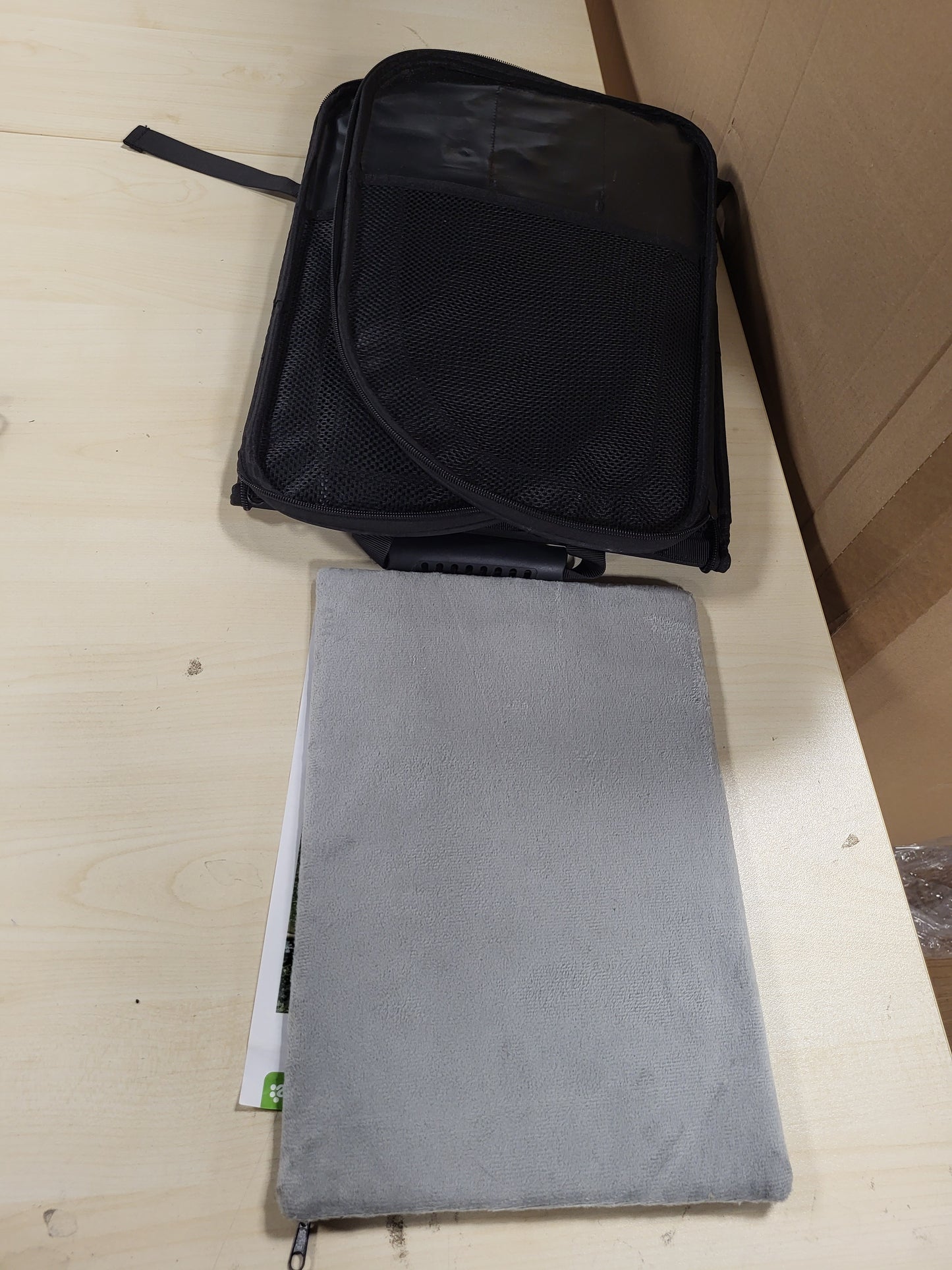 213351 - PECUTE Çantë shpine për kafshë shtëpiake me dritare rrjete, transportues qensh i frymëmarrshëm dhe i lehtë, copë Oxford e papërshkueshme nga uji, 6 kg