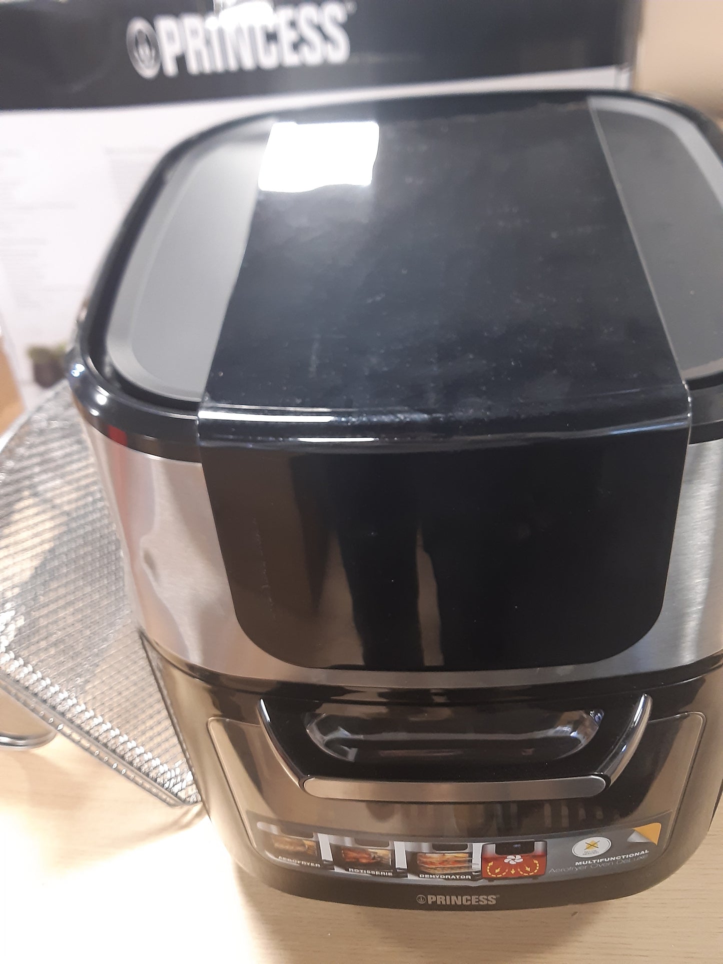 118175 - PRINCESS Furrë Deluxe me Ajër per Skuqje, 1800 W, Volumi 11 L, Ekran Dixhital me Prekje, 10 Programe të Paracaktuara, Përfshihet Kërthizë dhe Shportë Pula, Materiali Çelik Inox, Modeli 182075