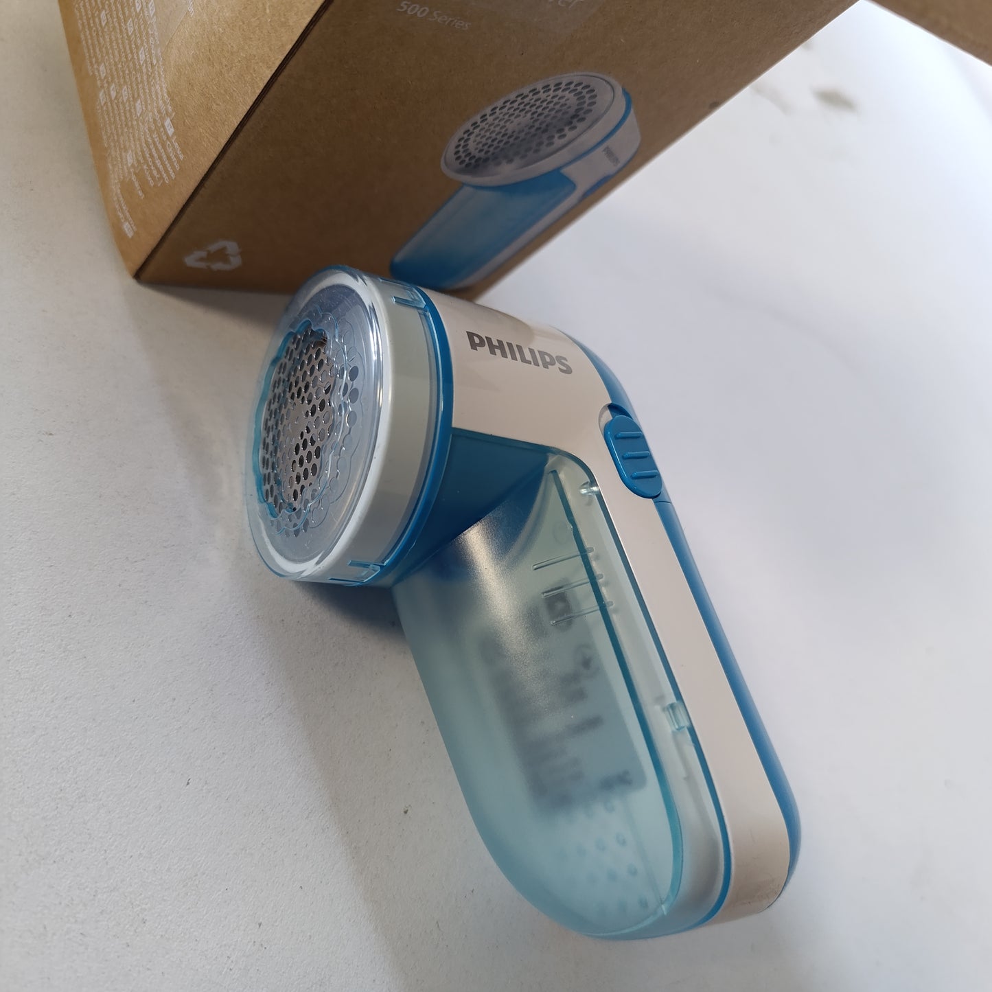 224139 - PHILIPS Heqës pushi, Eliminon pushin nga rrobat, blu (GC026/00)