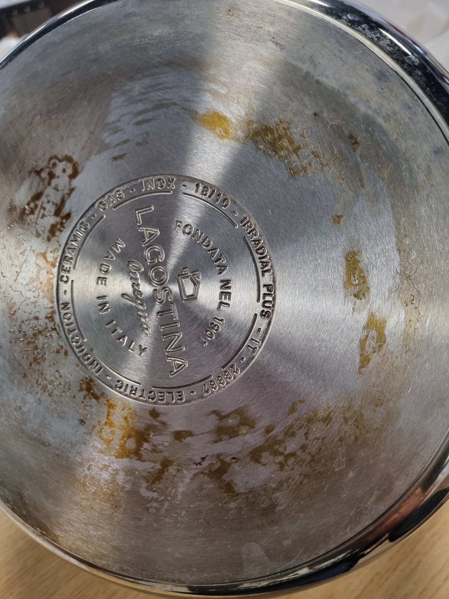 187085 - LAGOSTINA Tenxhere me Presion me Kontroll Rrezor 5L, çelik inox 18/10, Ø 22 cm, Përshtatshme për Induksion dhe Gaz, Kapak me Hapje të Lehtë, Fund me Tre Shtresa 'Irradial Plus'