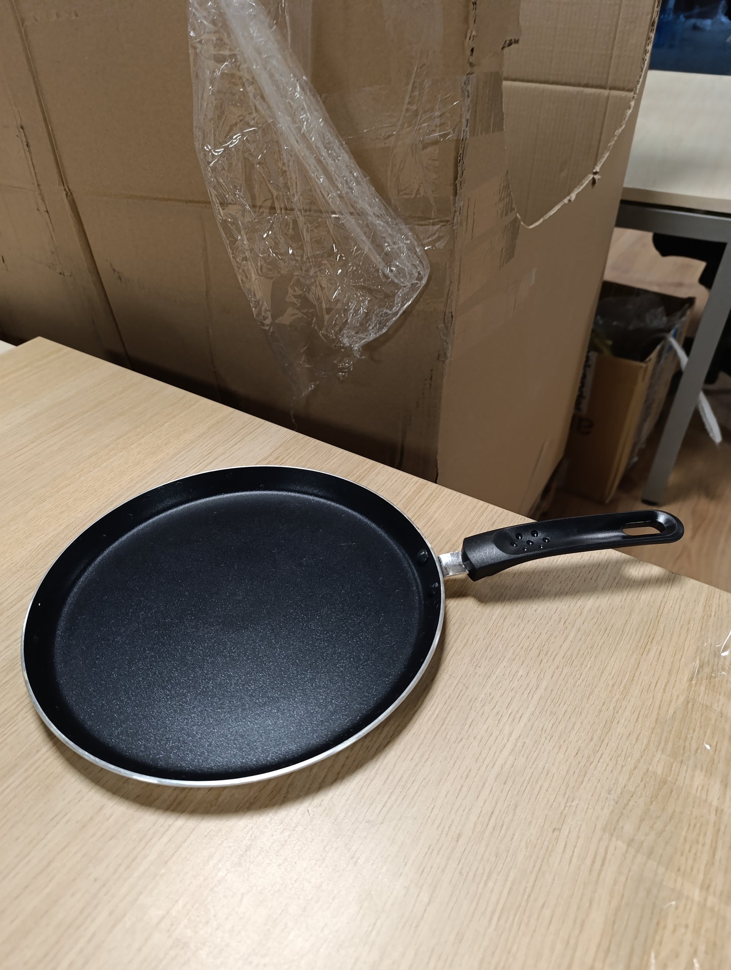 229294 - GSW Tigan për krepa, 26 cm, alumini, shtresë jo ngjitëse, i përshtatshëm për induksion