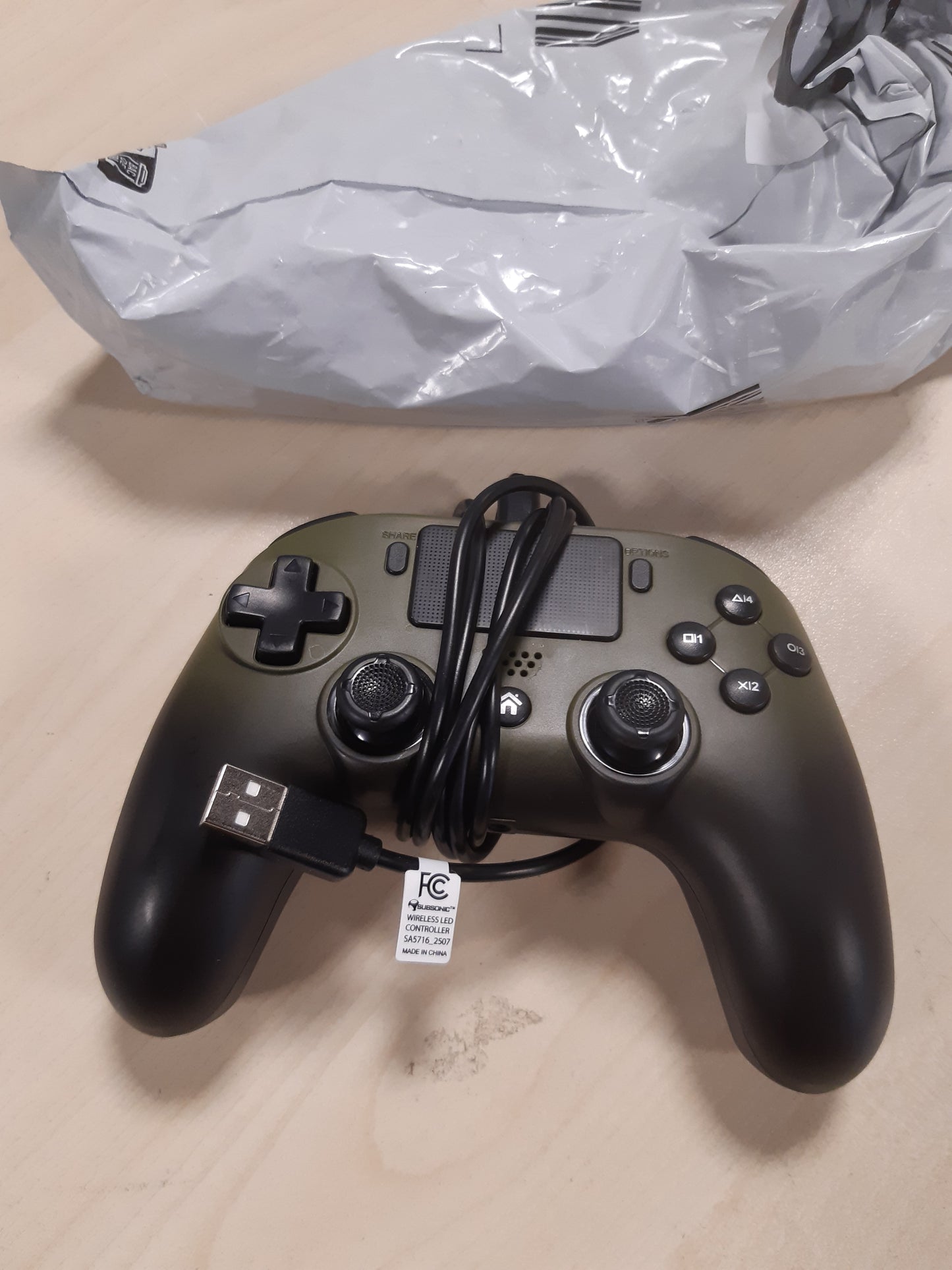 268014 - SUBSONIC Kontrollues pa tel për PS5, levë dhe LED të programueshëm, funksion dridhjeje dhe prekjeje, Kontrollues PS5 i Gjelbër