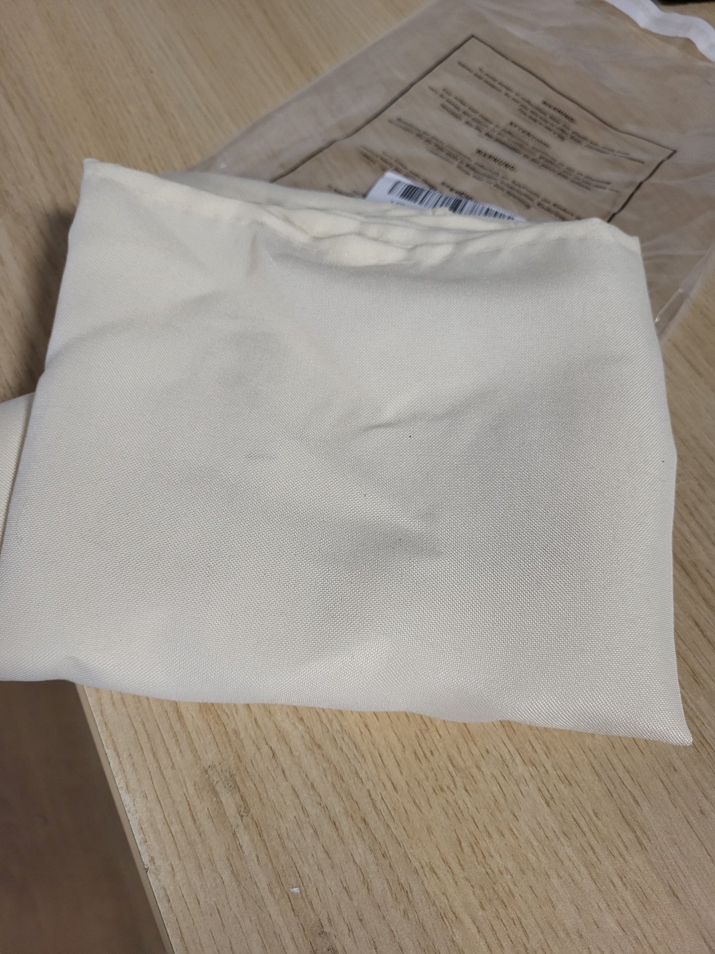 224774 - DWCN Mbulesë tavoline Shampanjë, 90x90cm, Rezistent ndaj njollave, e larëshme, e papërshkueshme nga uji
