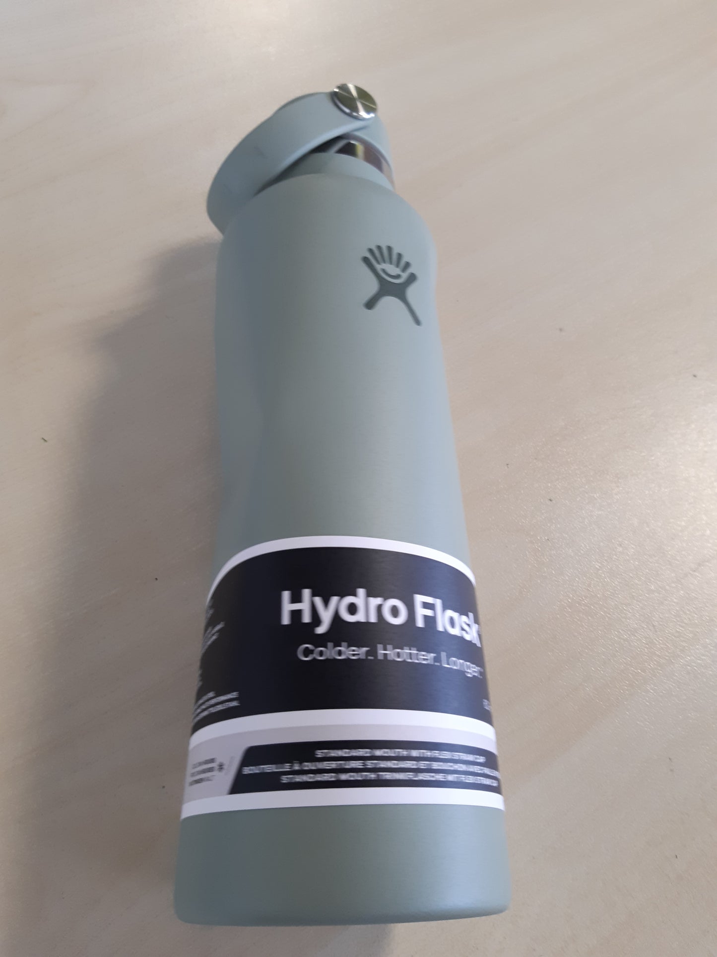 199669 - HIDRO FLASK - Shishe Uji e Izoluar me Vakum 621ml, prej Çeliku Inoks me Kapak Fleksibël, në ngjyrën Agave