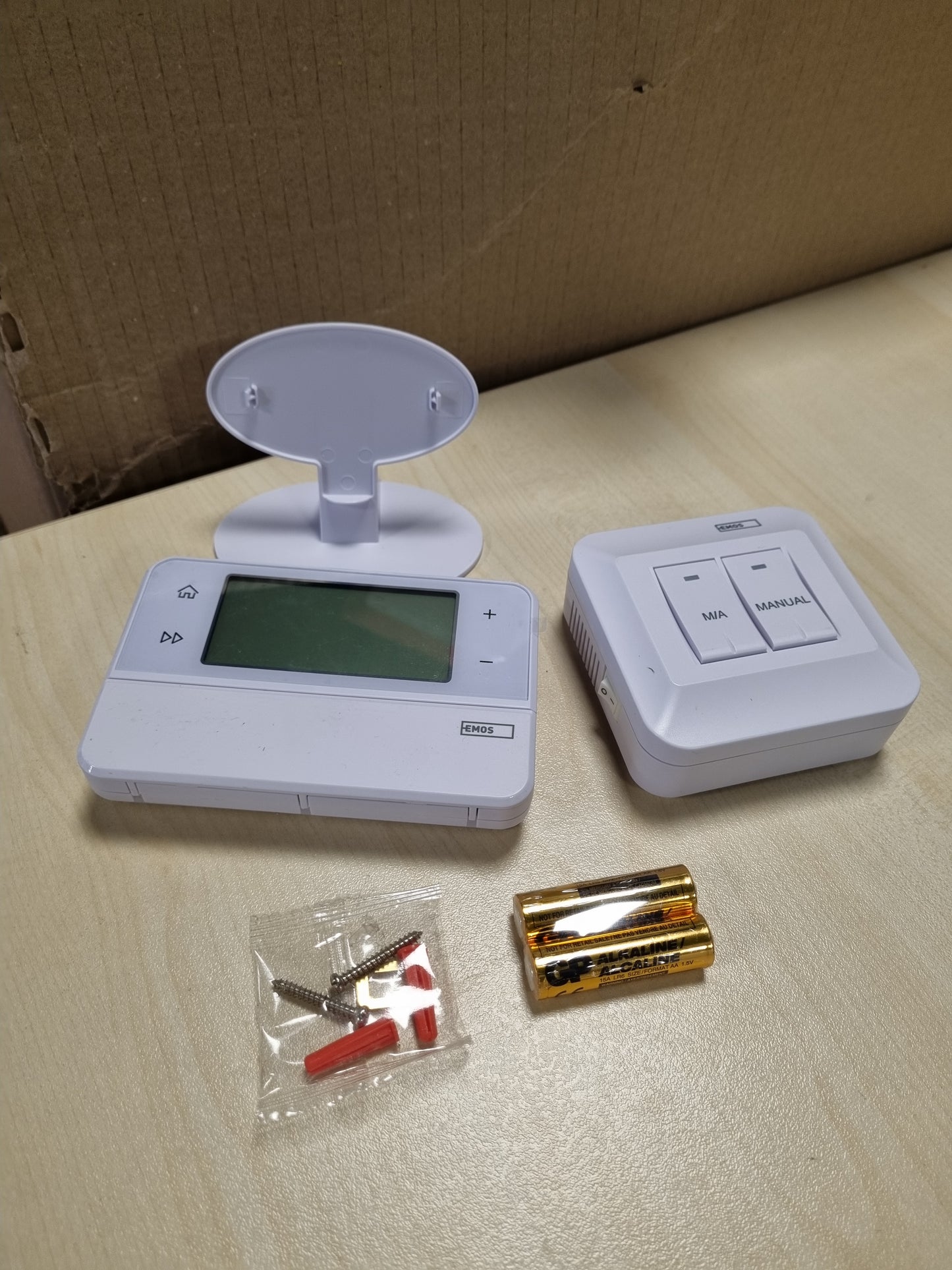 250198 - EMOS Termostat Dhome pa Tel, Programueshëm, OpenTherm, 126 x 84 mm, i Bardhë, për Sisteme Ngrohjeje, Transmetues + Marrës