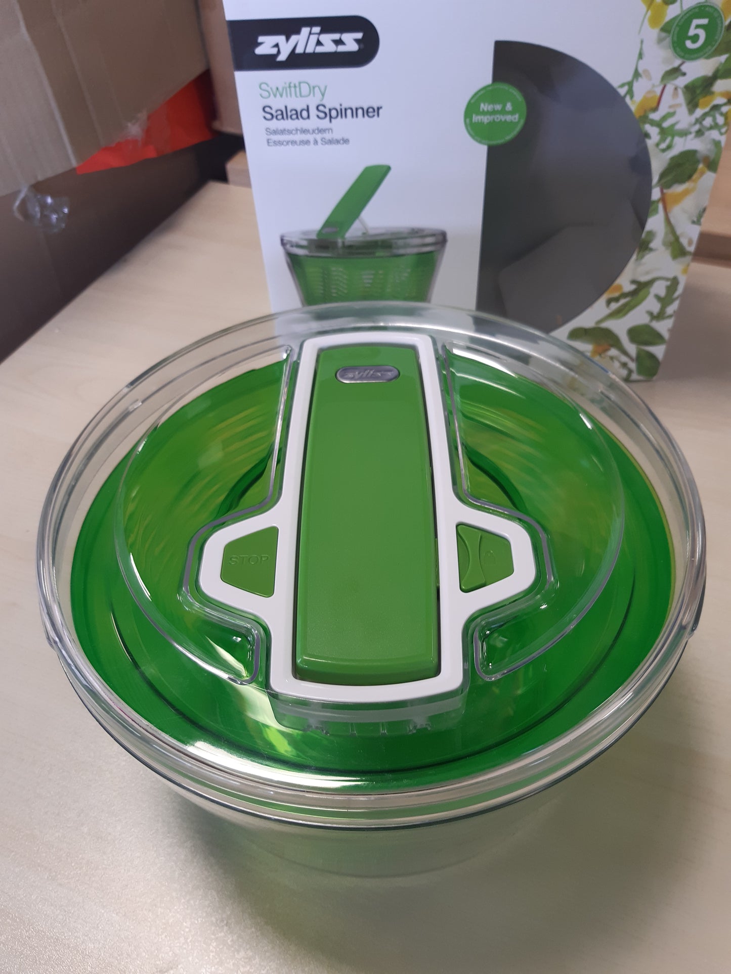 167468 - ZYLISS E940013 Spinner i Madh për Sallatë, 6L, Plastike, e Bardhë, Teknologji AquaVent, i Pa BPA, Mund të Përdoret si Tas Sallate, me Garanci 5 Vjetore