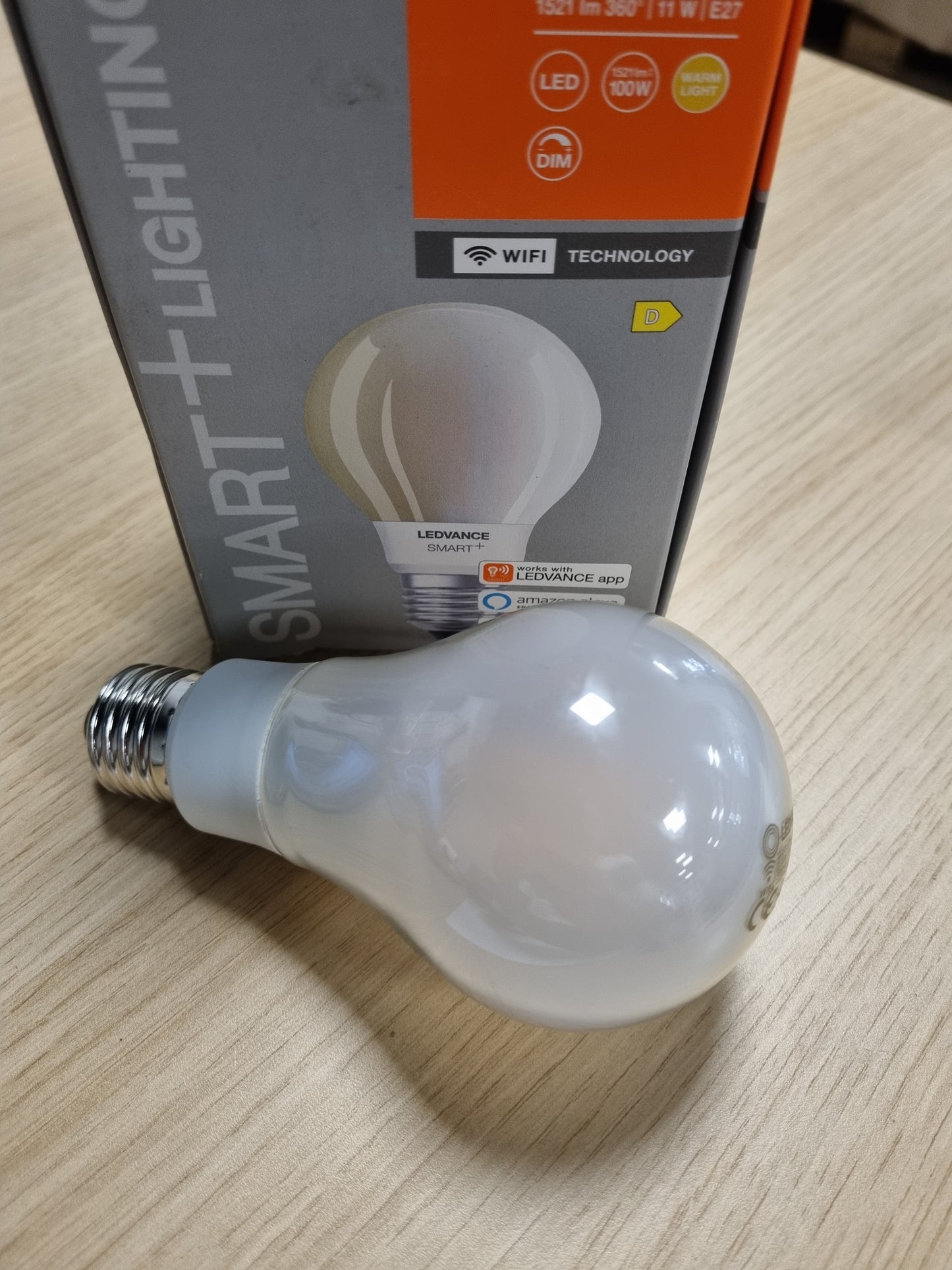 224775 - LEDVANCE Llampa LED inteligjente Wi-Fi, E27, 75W, e zbehtë, e bardhë e ngrohtë (2700K), 1 pako