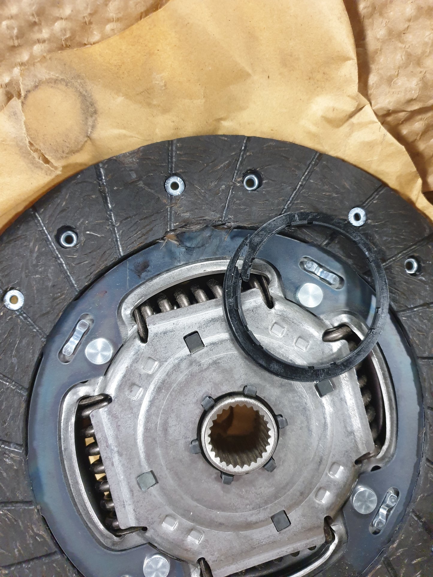 165448 - VALEO Kit i Friksionit, Modeli 834098