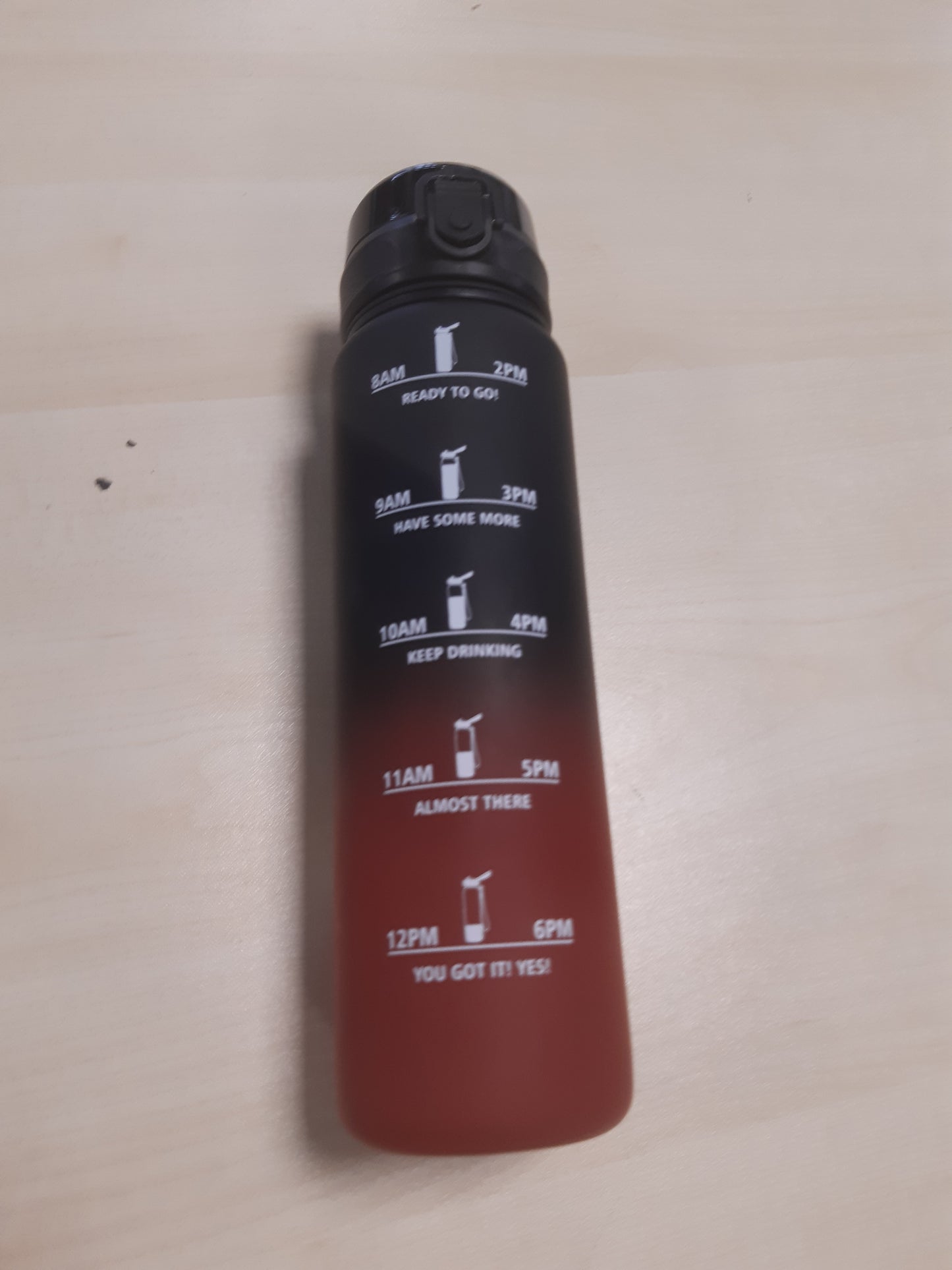 253233 - SHISHE UJI SPORTIV 1L, SHISHE UJI E PAPËRSHKUESHME NGA PIKËZIMI ME FILTËR, SHISHE MOTIVUESE PËR PIJE ME SHËNUES KOHE, E PËRSHTATSHME PËR PIJE TË GAZUARA, SHISHE SPORTIVE PËR PALESTËR, FITNES, ZYRË, SHKOLLË, YOGA, AKTIVITETE NË NATYRË