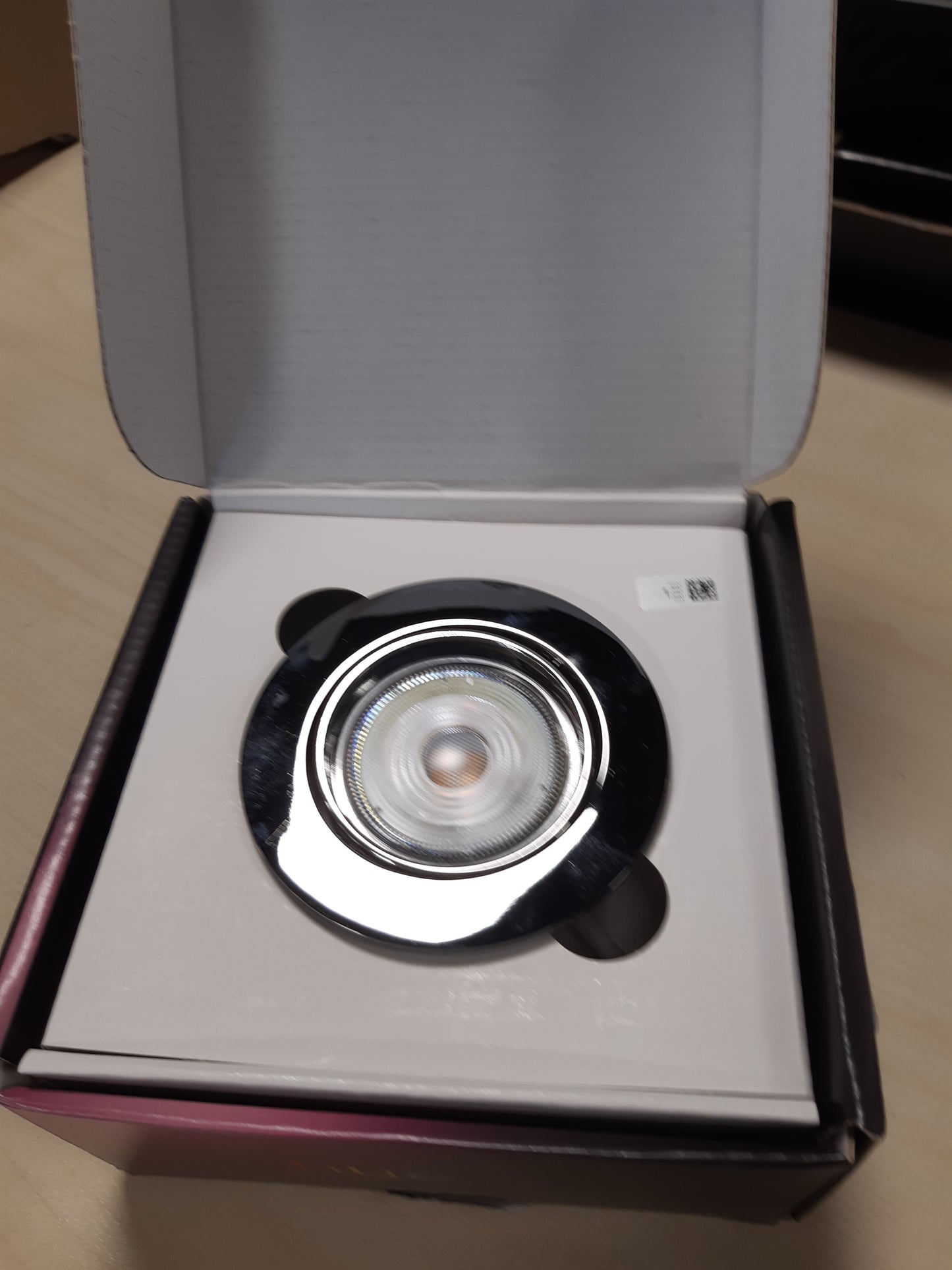 235031 - PHILIPS HUE White & Colour Ambiance Centura, Drita Poshtë të Rrumbullakëta, Pako me 1, Drita Tavani me Errësim, Kontroll Inteligjent i Dritës me Zë dhe Aplikacion