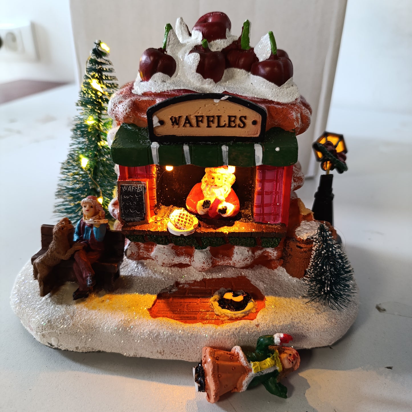183447 - CHRISTMAS CONCEPTS® - Drita LED për Fshatin e Krishtlindjeve, Madhësia 8inch/20cm