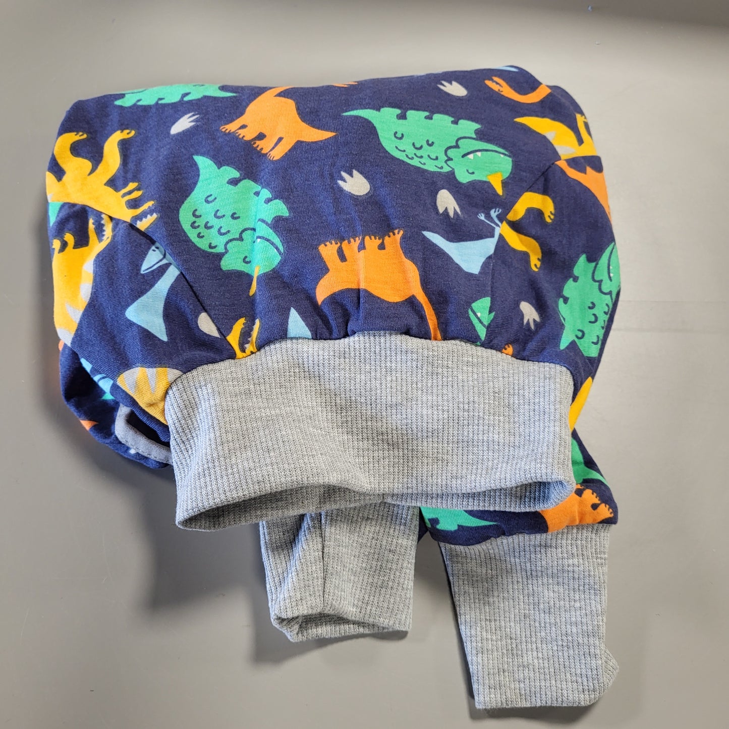262250 - Axcimond Dog Onesie – Kostum Kirurgjikal për Rimëkëmbjen e Trupit për Qentë Pas Operacioneve – Mbrojtje nga Plagët me Mëngë të Gjata, Alternativë ndaj Jakës