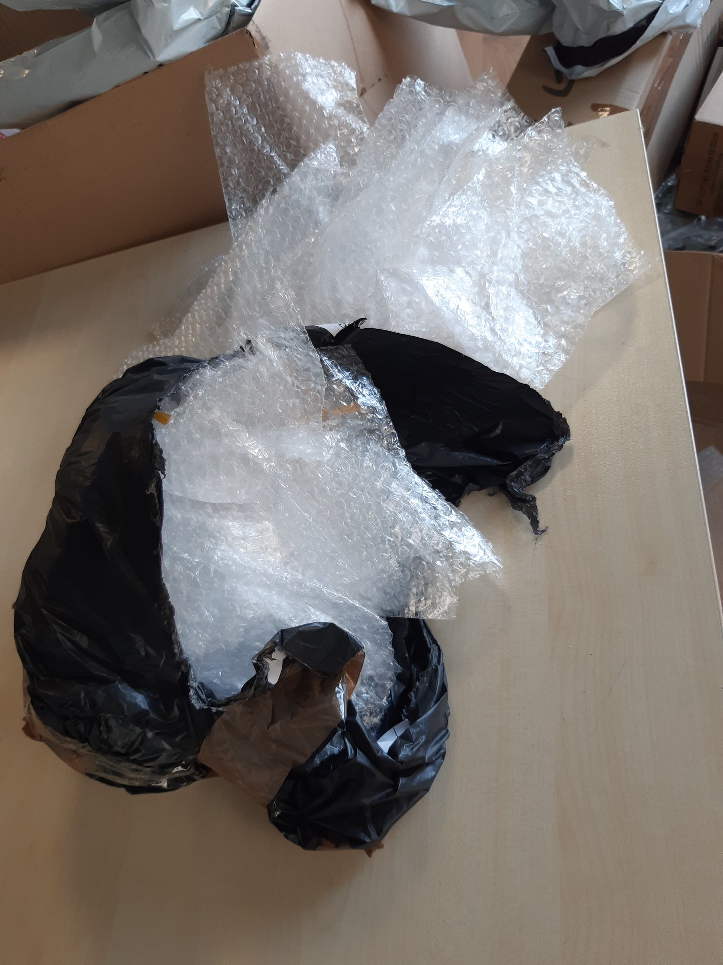 256618 - CYEER 100 Qese Mbështjellëse me Flluska 15x25cm, Qese Mbrojtëse Rezistente ndaj Goditjeve me Mure, Material Paketimi i Butë dhe i Ripërdorshëm për Transportim, Zhvendosje dhe Artikuj të Brishtë