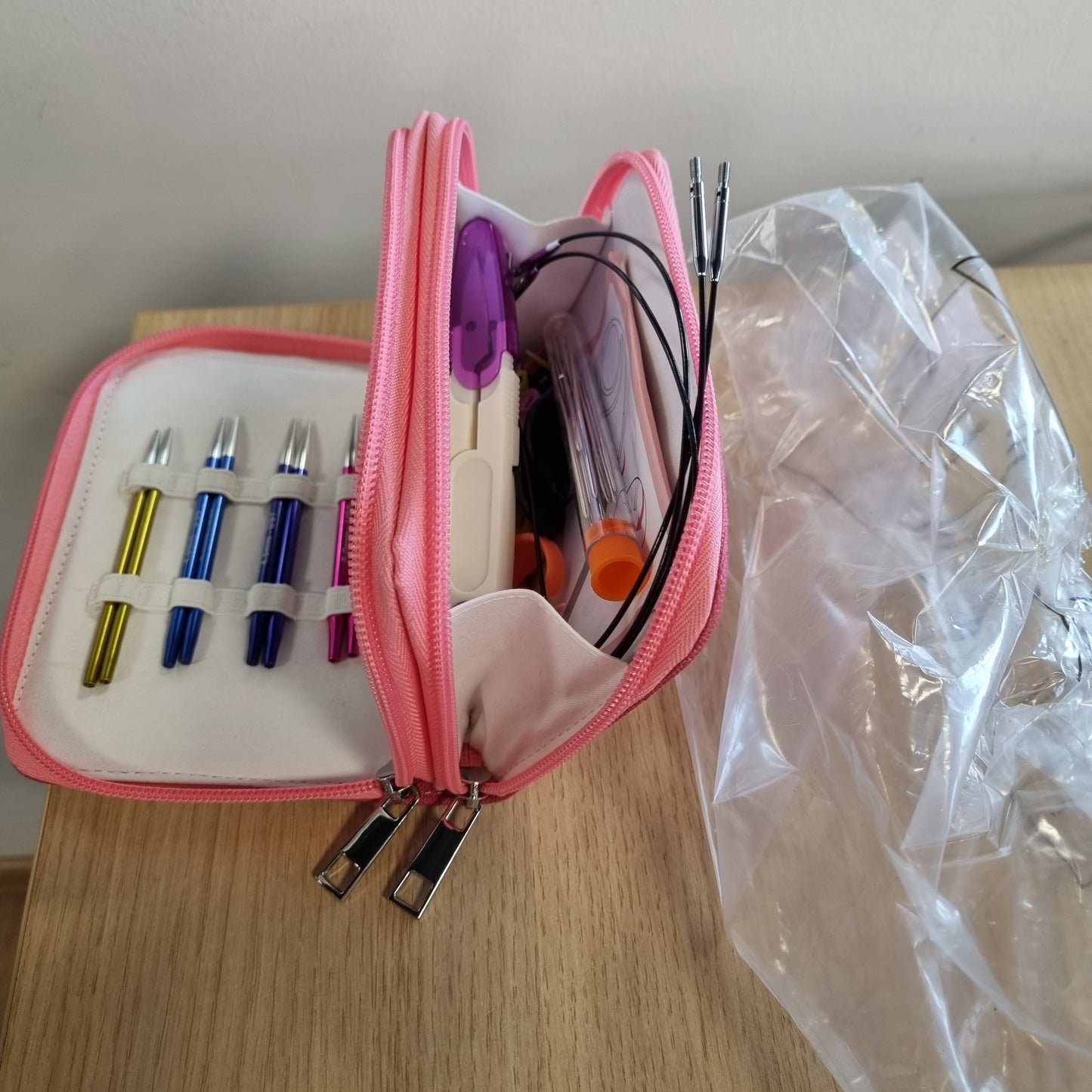 217171 - KnitPro Set gjilpërash thurjeje Zing, Rrethore, të ndërrueshme, me majë të shkurtër speciale 10 cm, Set luksoz, me ngjyra, 26-47425