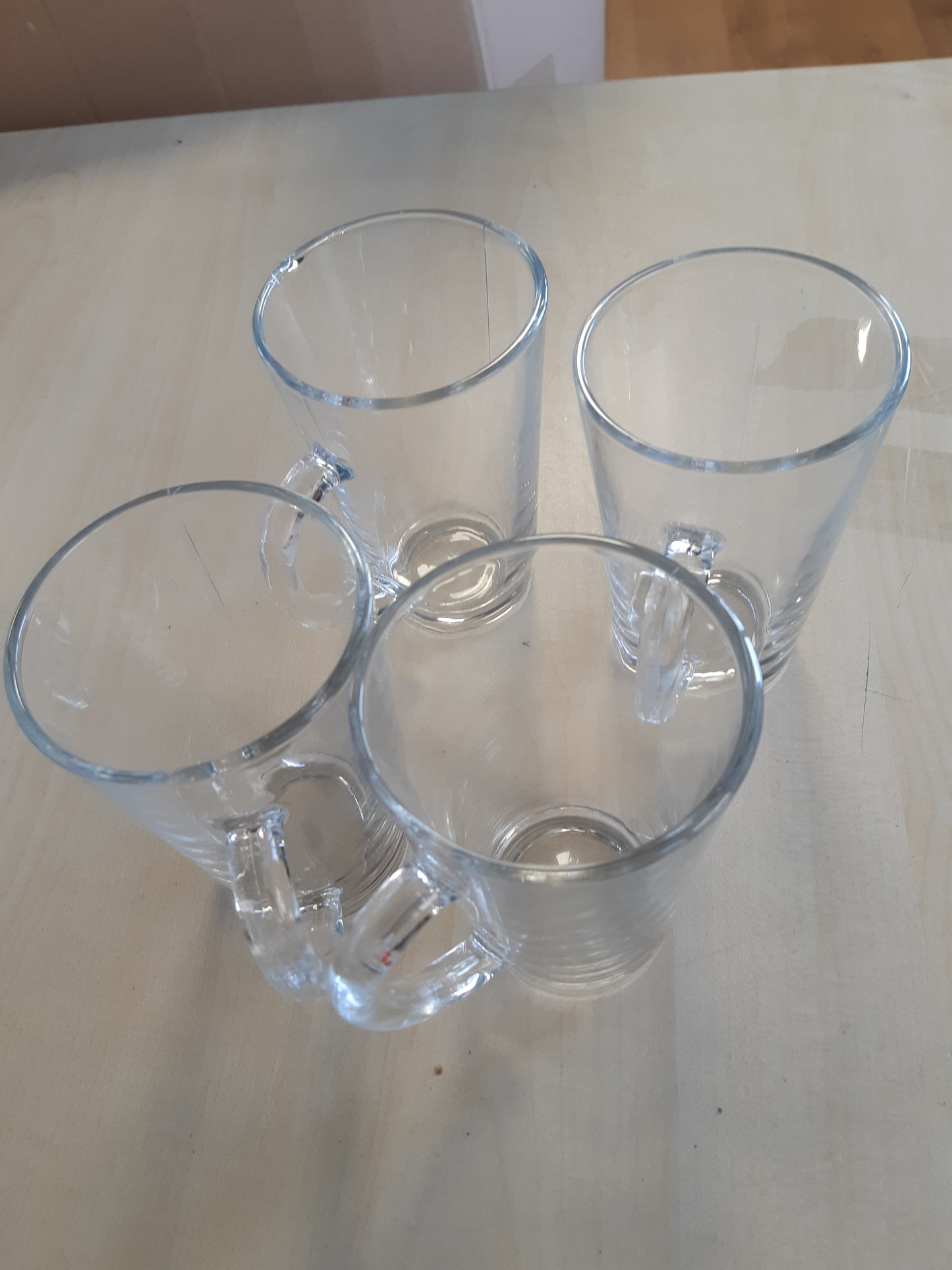 218944 - GLASMARK KROSNO Set me 4 filxhanë kafeje/çaj me doreza, 300 ml, Iwo, për lavastovilje