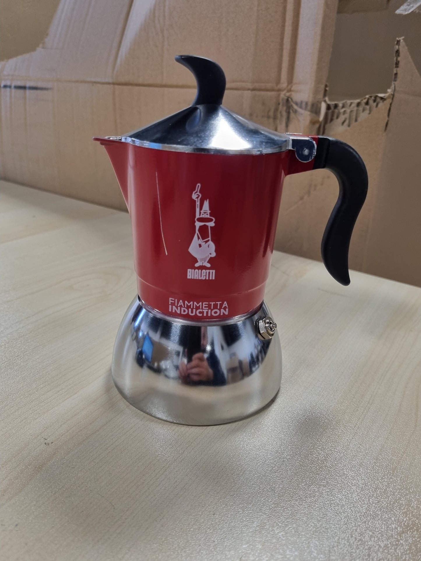 208403 - BIALETTI Makinë Kafeje me Induksion 'Fiammetta', Kapacitet 4 Gota (150 ml), E Përshtatshme për Të Gjitha Llojet e Sobave, E Kuqe