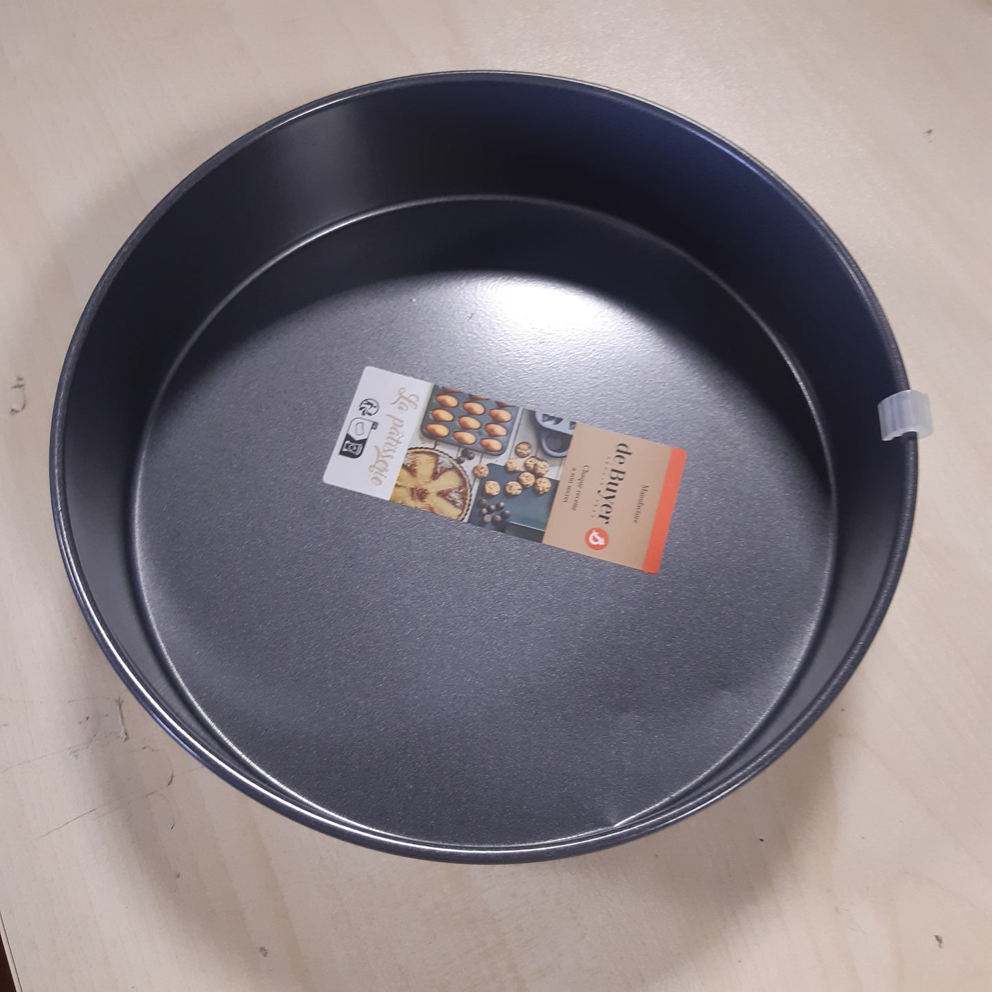 253020 - DE BUYER Tavë çeliku jo-ngjitëse, e rrumbullakët për tortë, Diametri 20 cm, Lartësia 5 cm, E zezë
