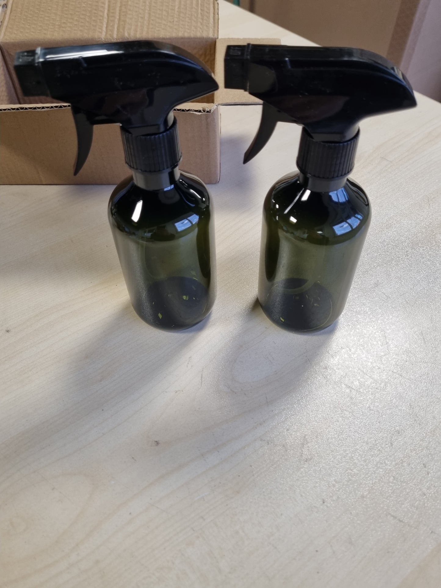263989 - 2 copë Shishe Spërkatëse Uji Dore 300ml, plastike e ripërdorshme për pastrimin e bimëve dhe flokëve të kopshtarisë (jeshile e errët)