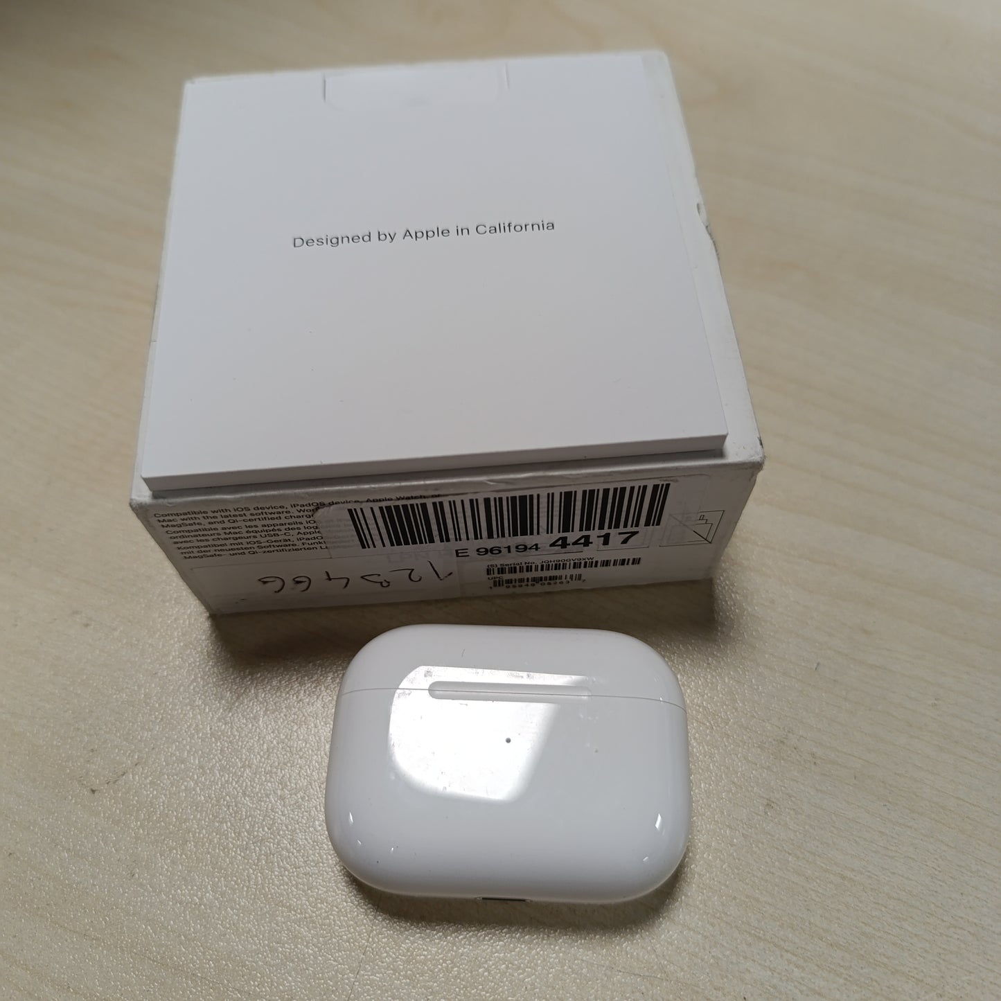 123466 - APPLE AirPods Pro (Gjenerata e 2-të) me Mbulesë MagSafe, Modeli MTJV3ZM/A