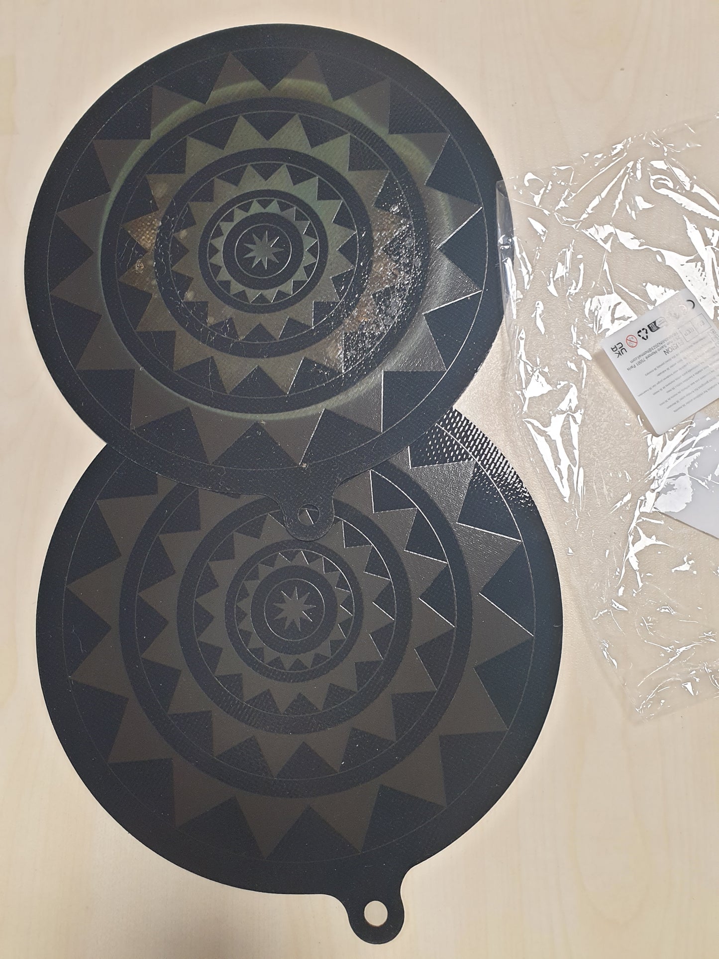 215230 - 2 copë dyshek për sobë me induksion, 24 cm, mbulesë mbrojtëse e ripërdorshme