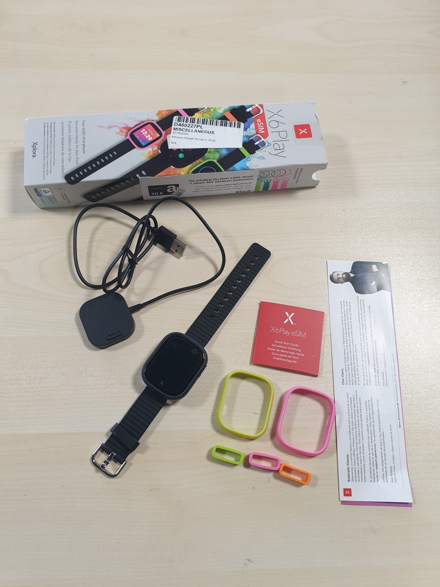 188652 - DEUTSCHE TELEKOM Ora Inteligjente për Fëmijë X6 Play eSIM GPS, me Buton SOS, Ekran Vendndodhjeje, Telefon dhe Mesazhe Zanore, e Lidhur me Telefonin Inteligjent të Prindërve nëpërmjet Aplikacionit, Ngjyra e Zezë