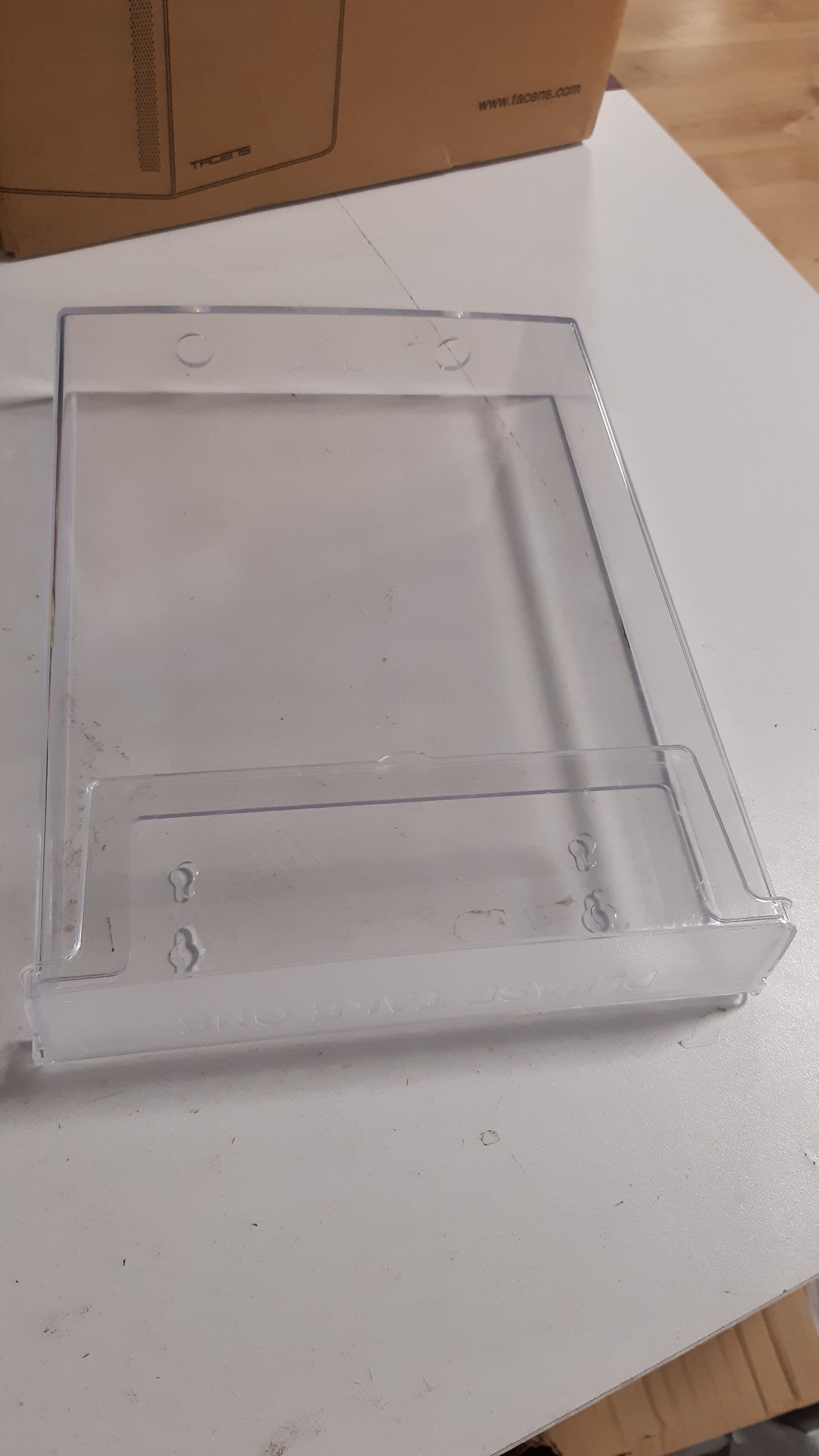 266472 - TAYMAR Mbajtëse broshurash DIN A4 transparente me kapak, rezistente ndaj motit