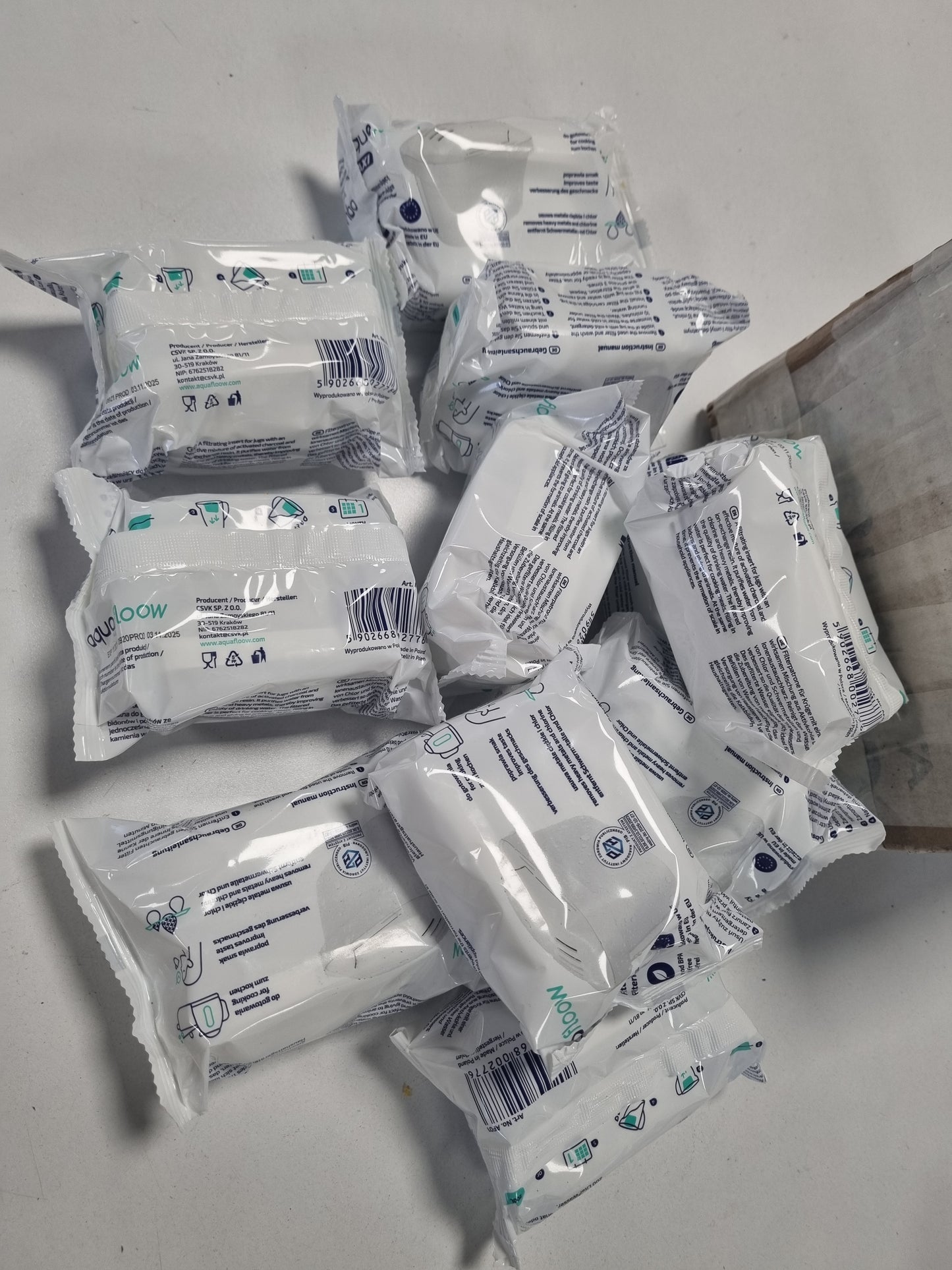 222015 - Aquafloow Set me 11 fishekë filtri uji, I pajtueshëm me Brita Maxtra+, Maxtra Pro, Marella, Style, Elemaris, Zvogëlon klorin, gëlqeren, metalet e rënda