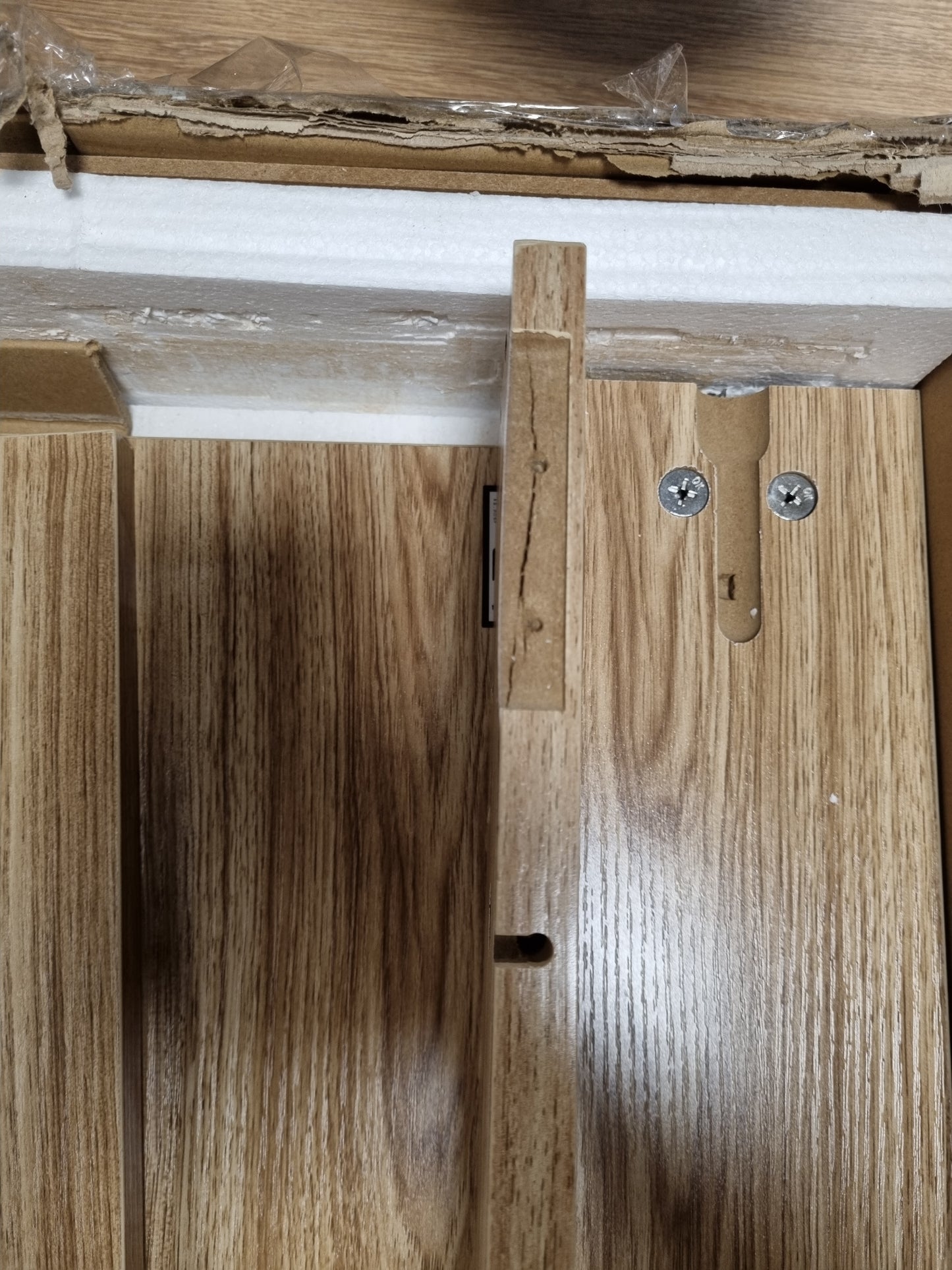 181753 - VIDAXL Dollap me Pasqyrë dhe Ndriçim LED, Materiali Lisi, Përmasat 60x13x52cm