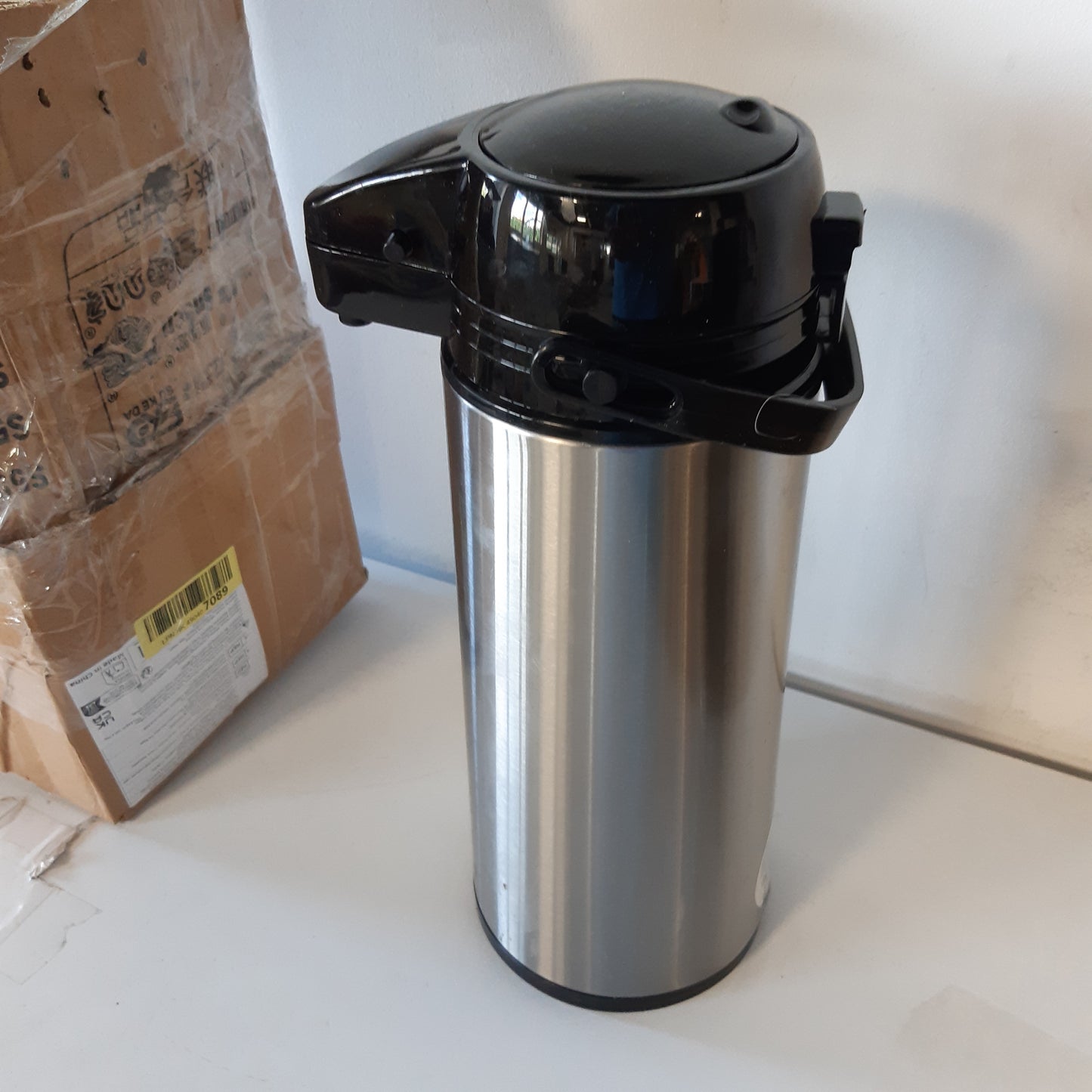 223714 - QUID Termos Xylon, çelik inox, 1.9 l