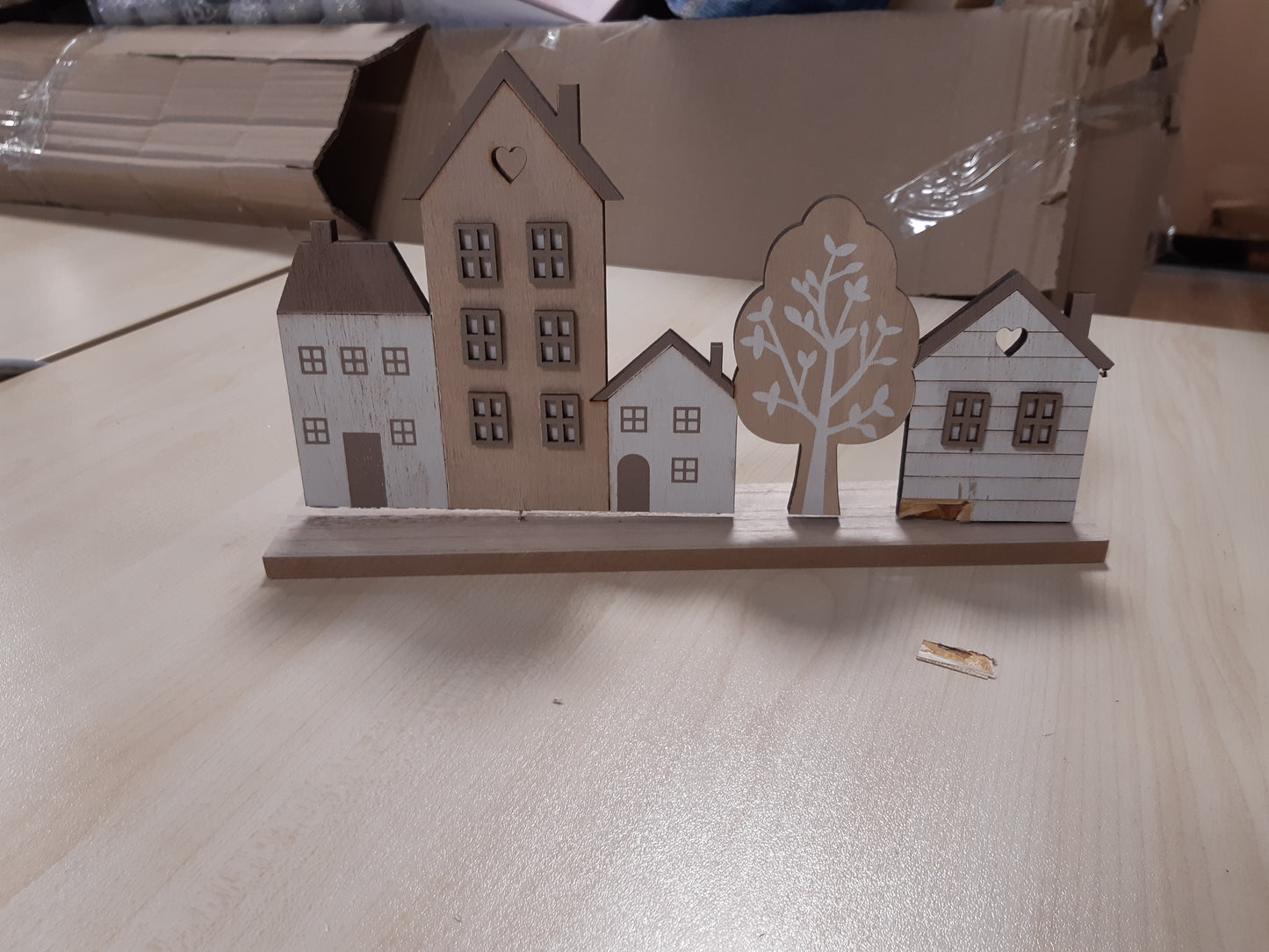 201178 - LOGBUCH-VERLAG Rresht Shtëpish prej Druri, Madhësi 30 x 17 x 5 cm, Shtëpi të Pavarura për Dekorim, Ngjyra Bardhë Natyrale